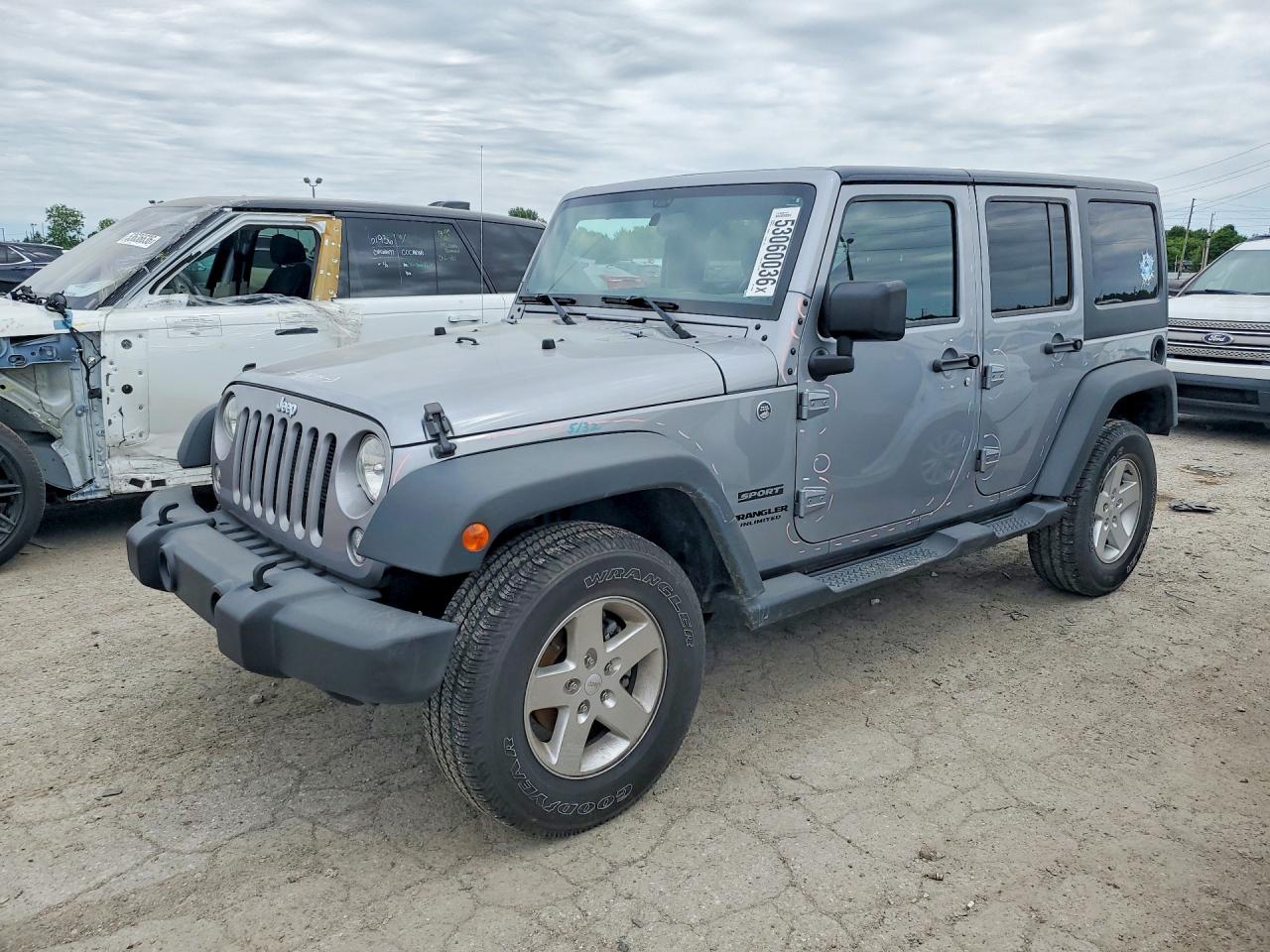 2015 Jeep Wrangler Unlimited Sport Silver vin: 1C4BJWDG7FL528898