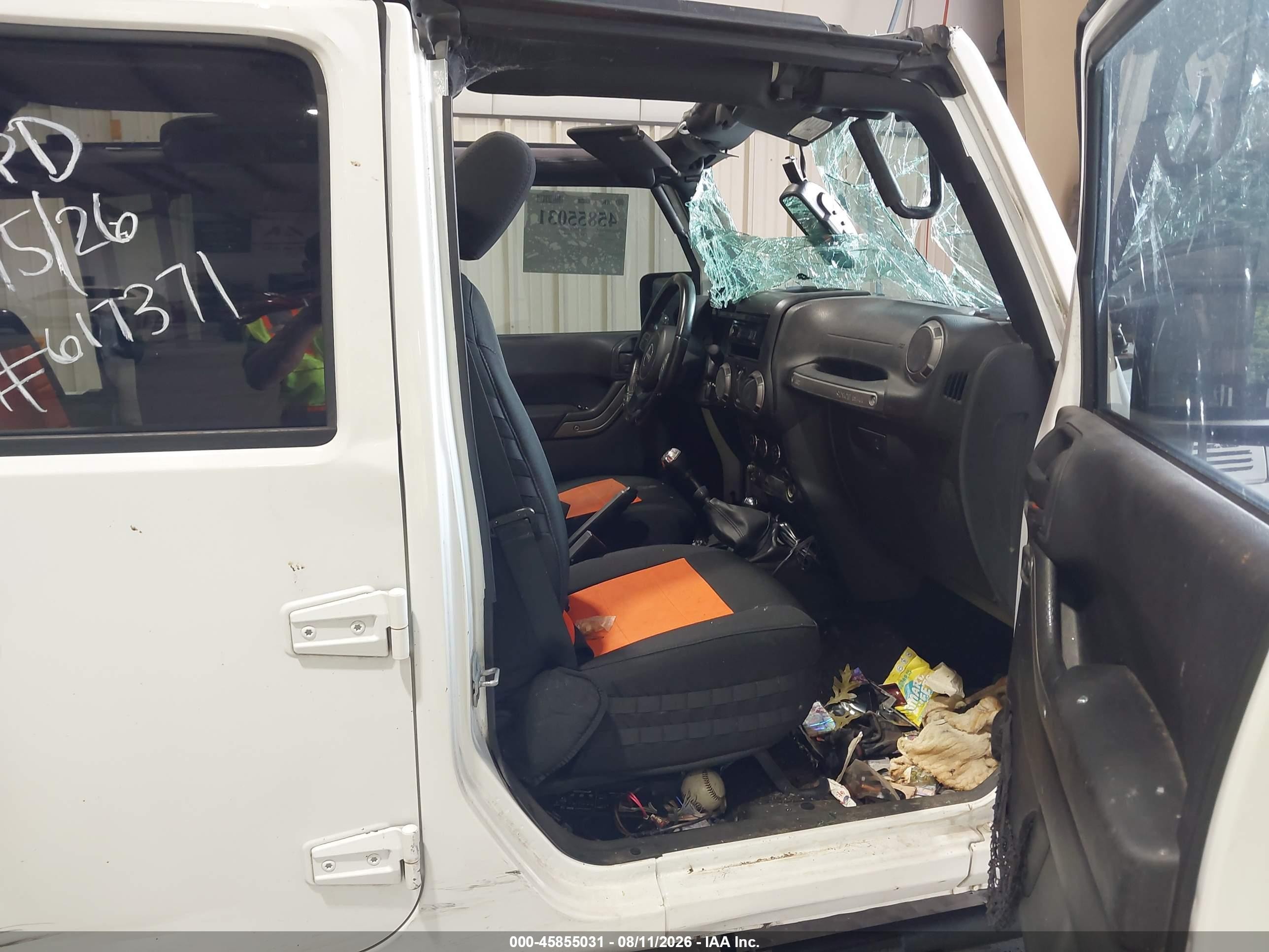 2015 Jeep Wrangler Unlimited Willys Wheeler White vin: 1C4BJWDG7FL617371