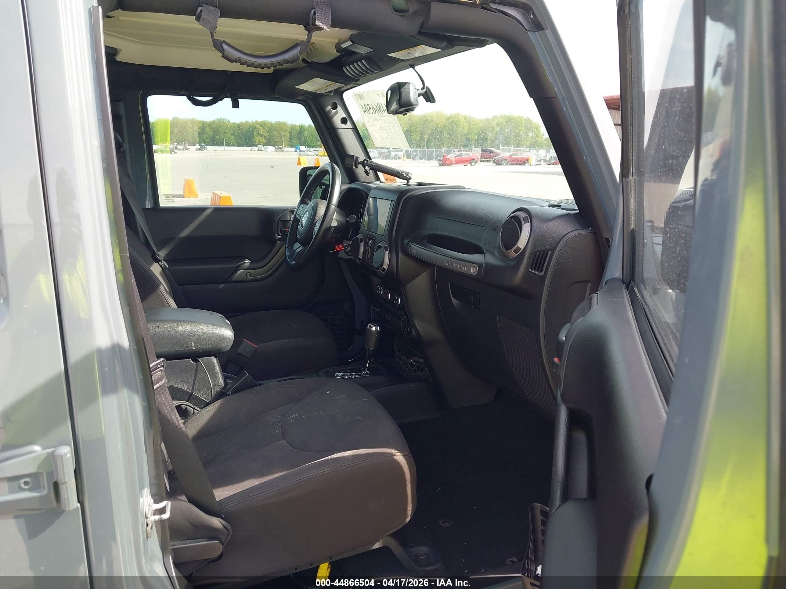 2015 Jeep Wrangler Unlimited Willys Wheeler Gray vin: 1C4BJWDG7FL634929