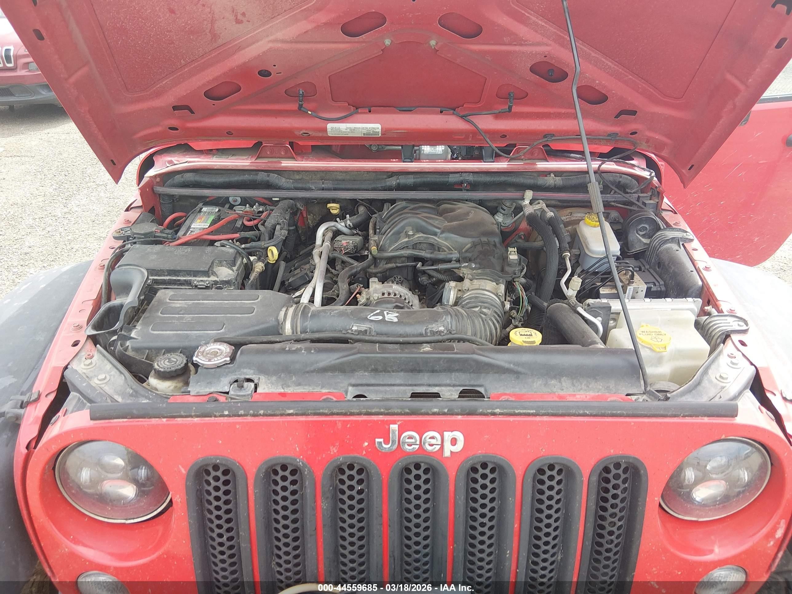 2015 Jeep Wrangler Unlimited Sport Красный vin: 1C4BJWDG7FL635370