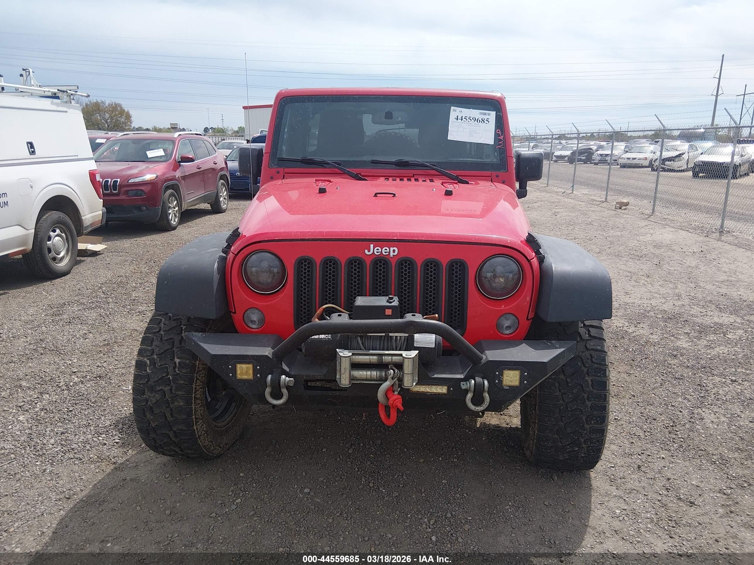 2015 Jeep Wrangler Unlimited Sport Красный vin: 1C4BJWDG7FL635370