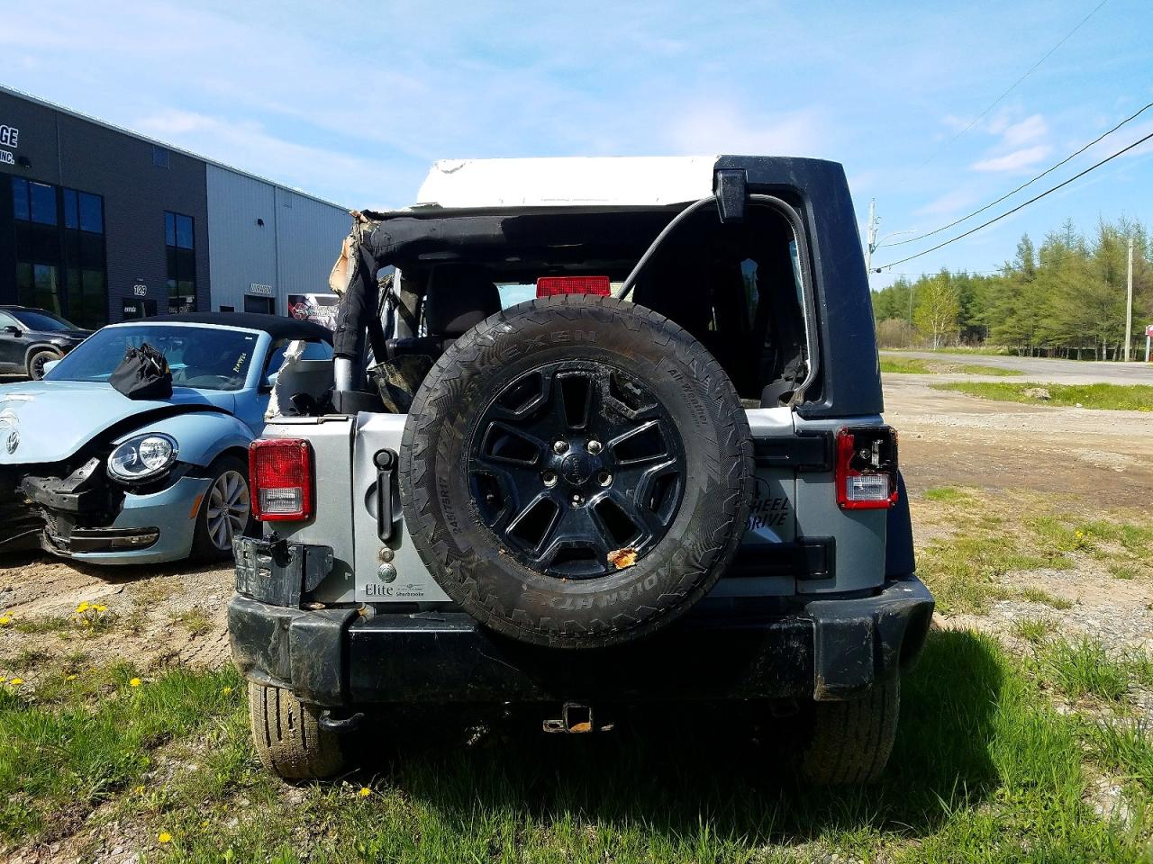 2015 Jeep Wrangler Unlimited S Silver vin: 1C4BJWDG7FL672984