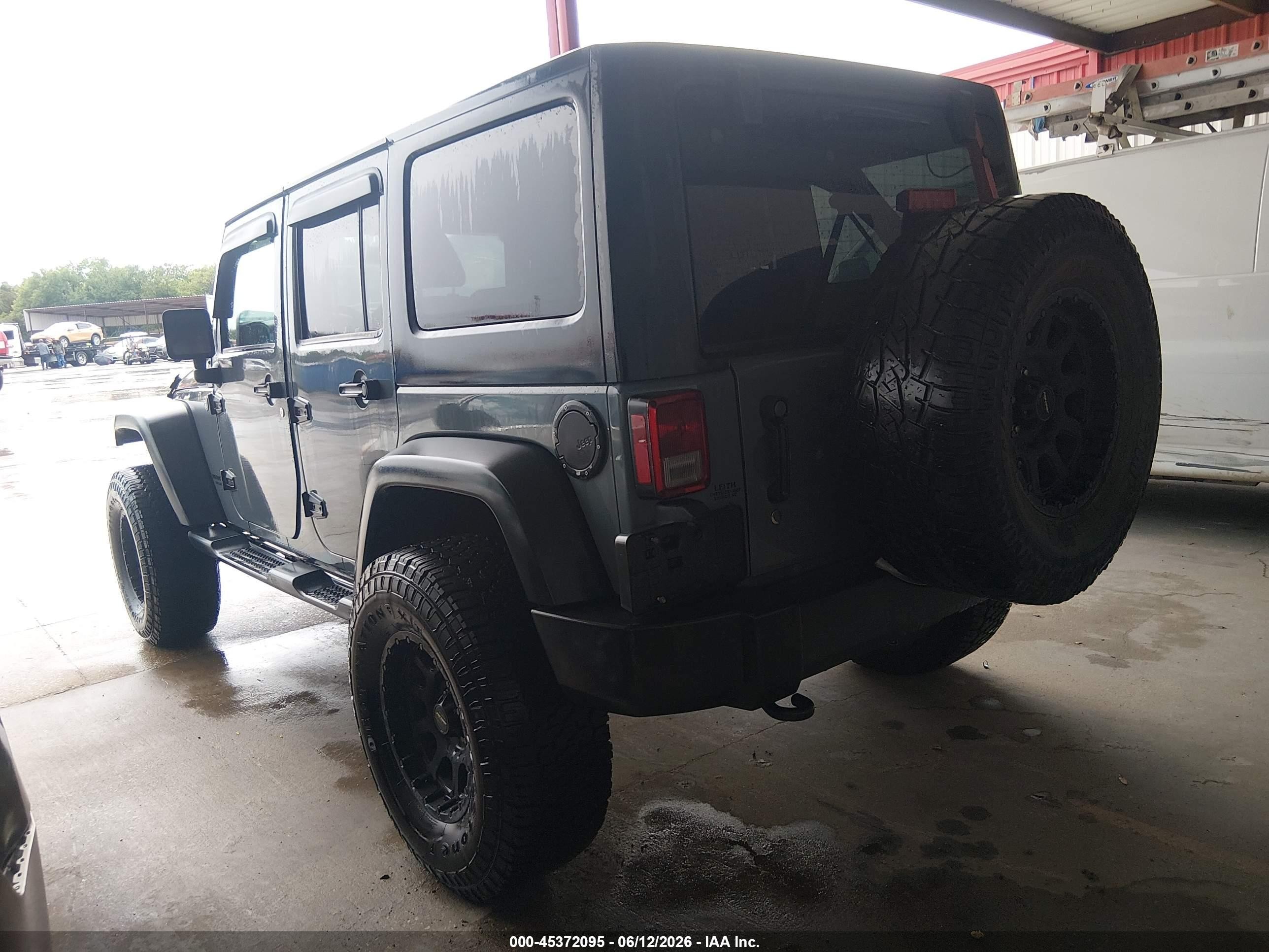 2015 Jeep Wrangler Unlimited Sport Gray vin: 1C4BJWDG7FL723769