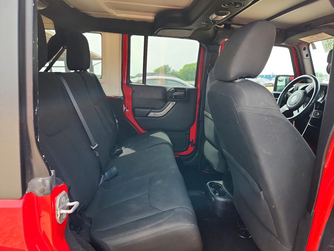 2016 Jeep Wrangler Unlimited Sport Красный vin: 1C4BJWDG7GL175855