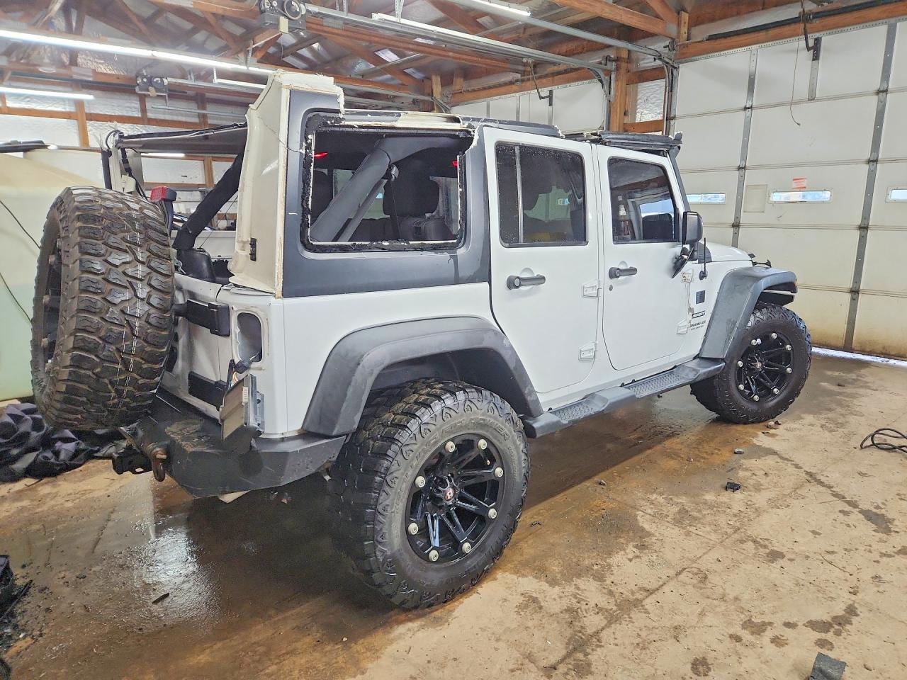 2017 Jeep Wrangler Unlimited Sport Белый vin: 1C4BJWDG7HL603036