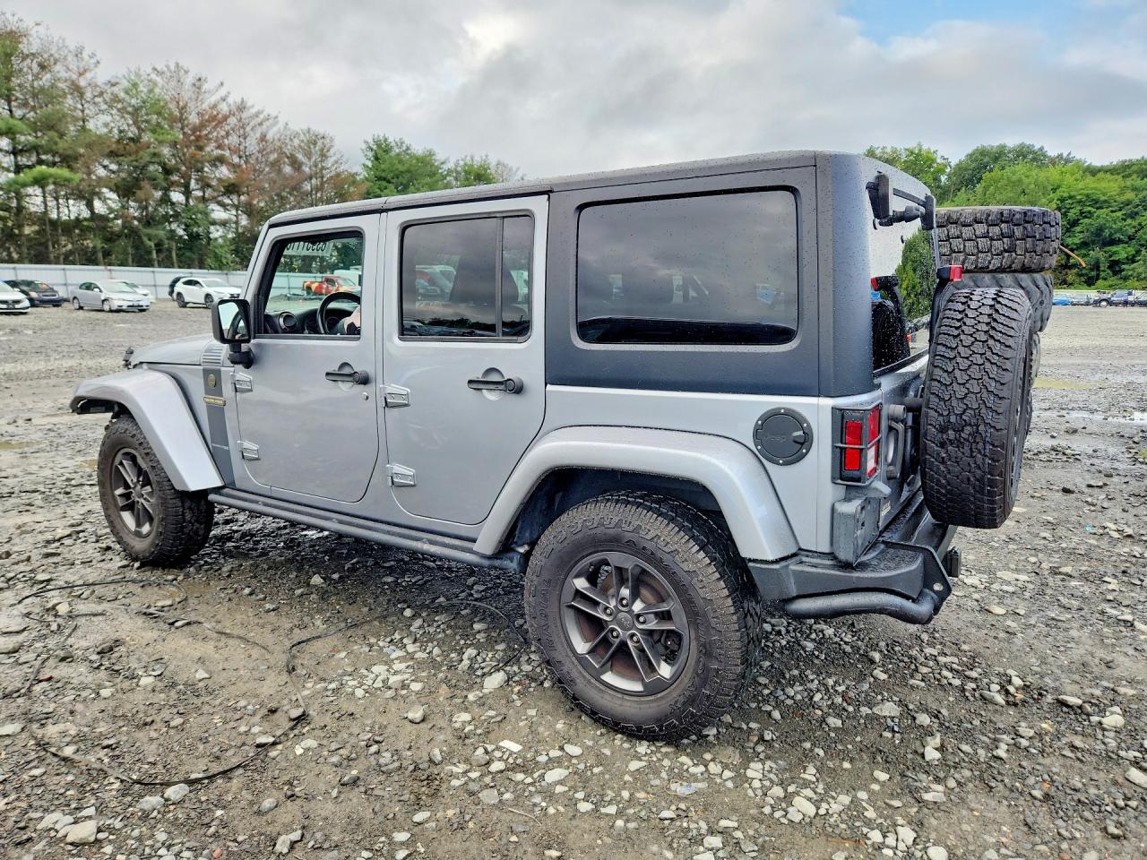 2018 Jeep Wrangler Unlimited Sport Silver vin: 1C4BJWDG7JL820883