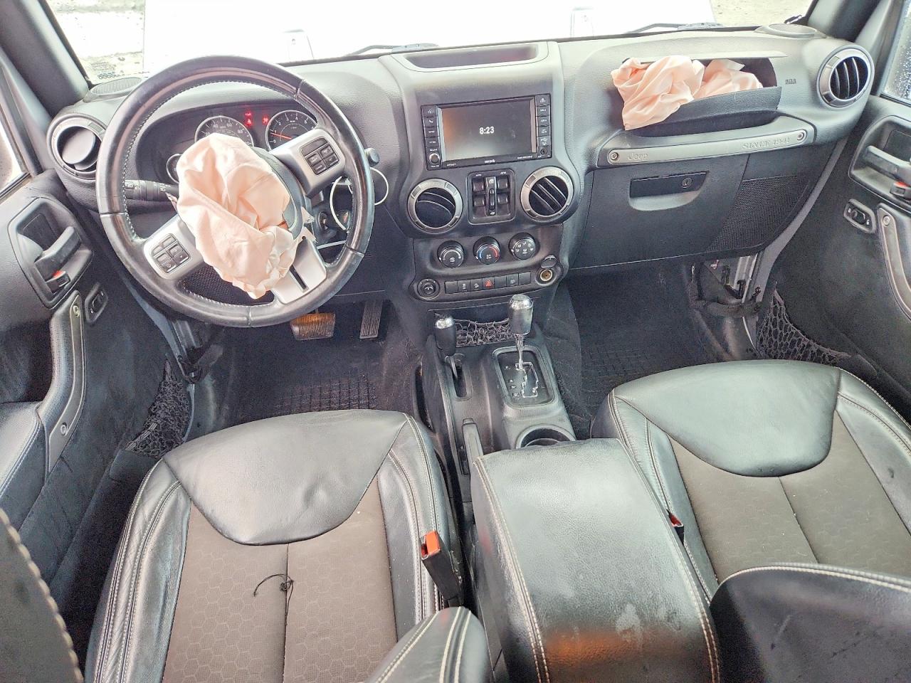 2018 Jeep Wrangler Unlimited Sport Silver vin: 1C4BJWDG7JL820883