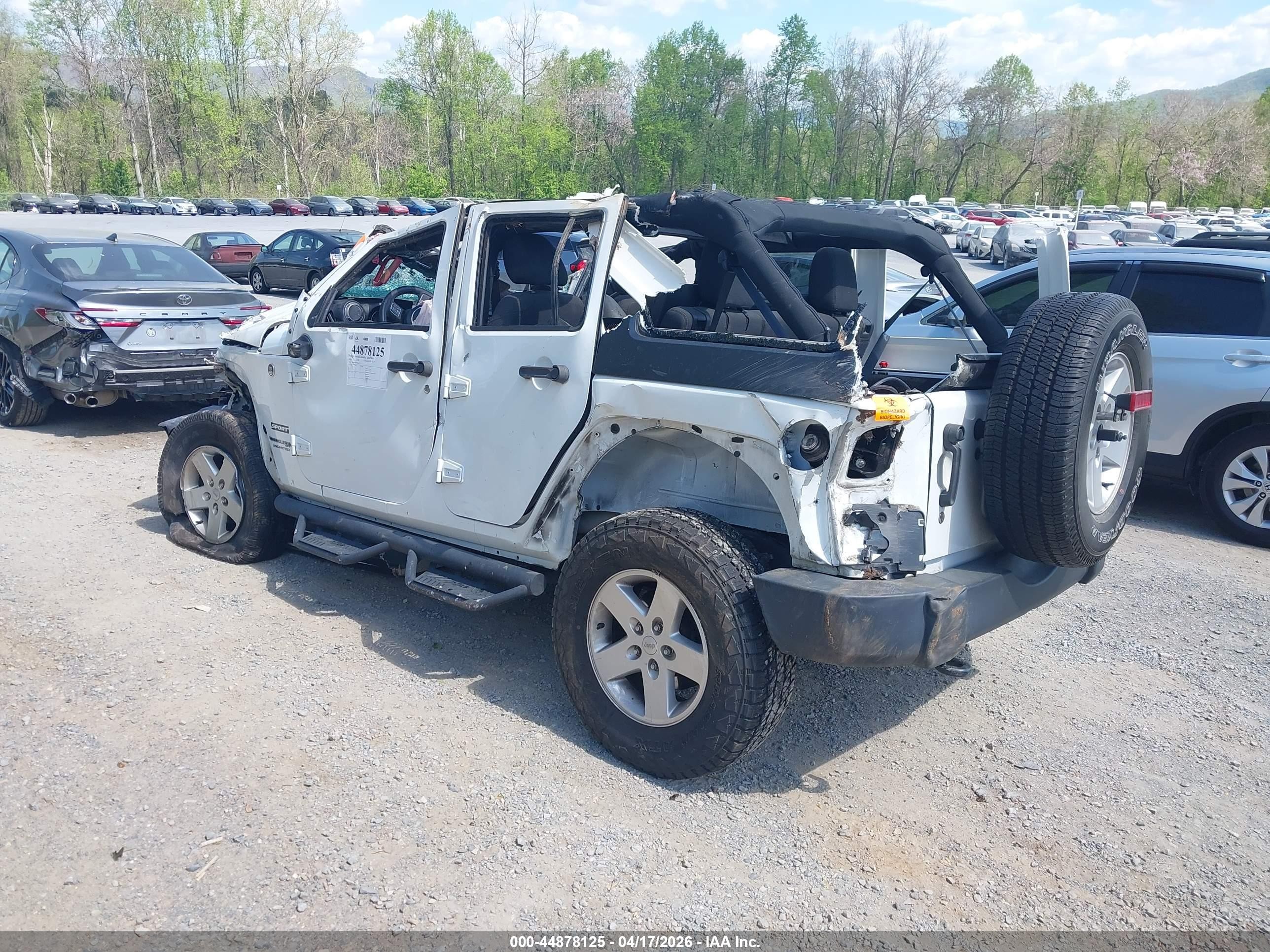 2018 Jeep Wrangler Jk Unlimited Sport S 4x4 White vin: 1C4BJWDG7JL826523