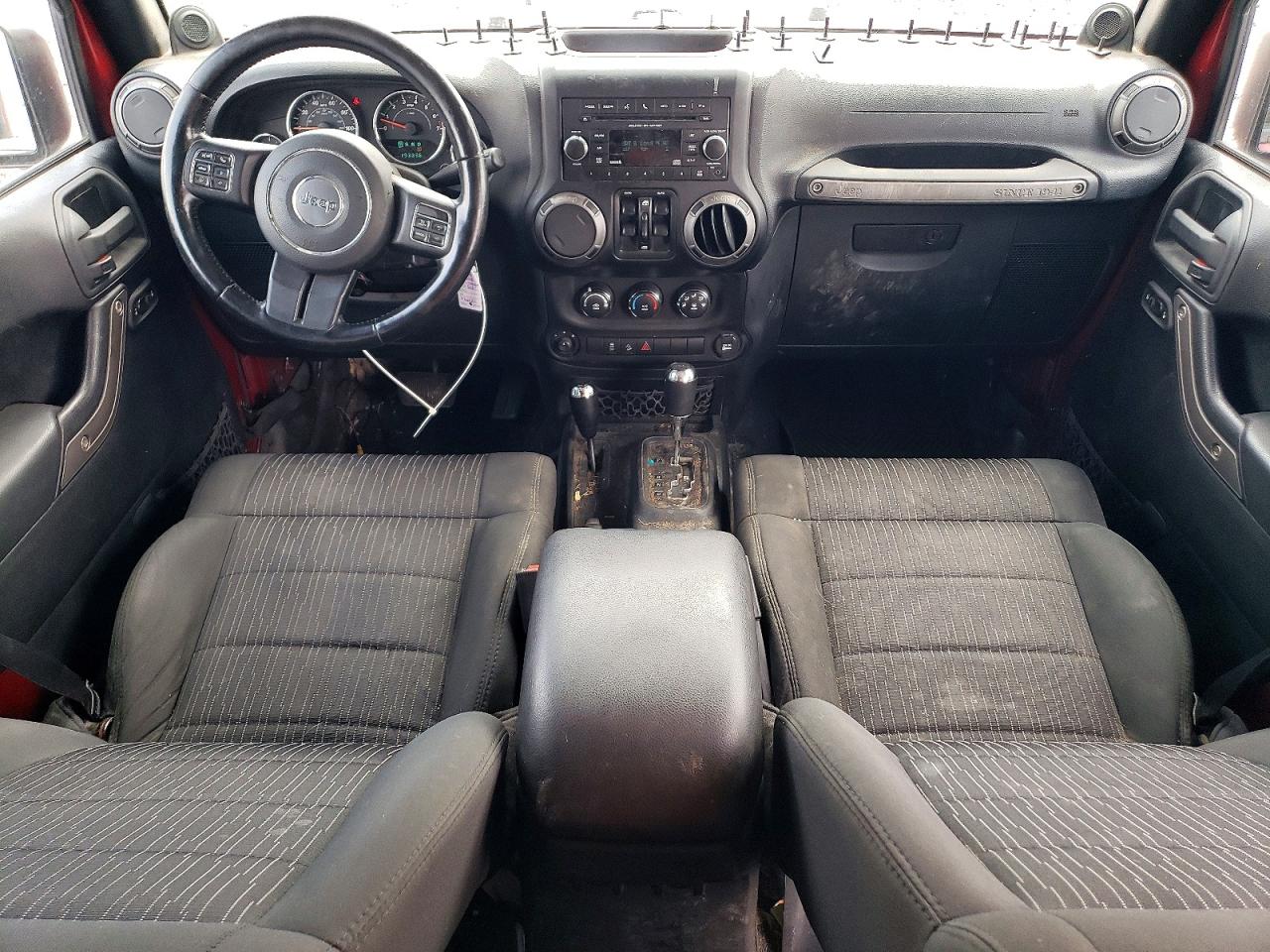 2012 Jeep Wrangler Unlimited Sport Red vin: 1C4BJWDG8CL141532