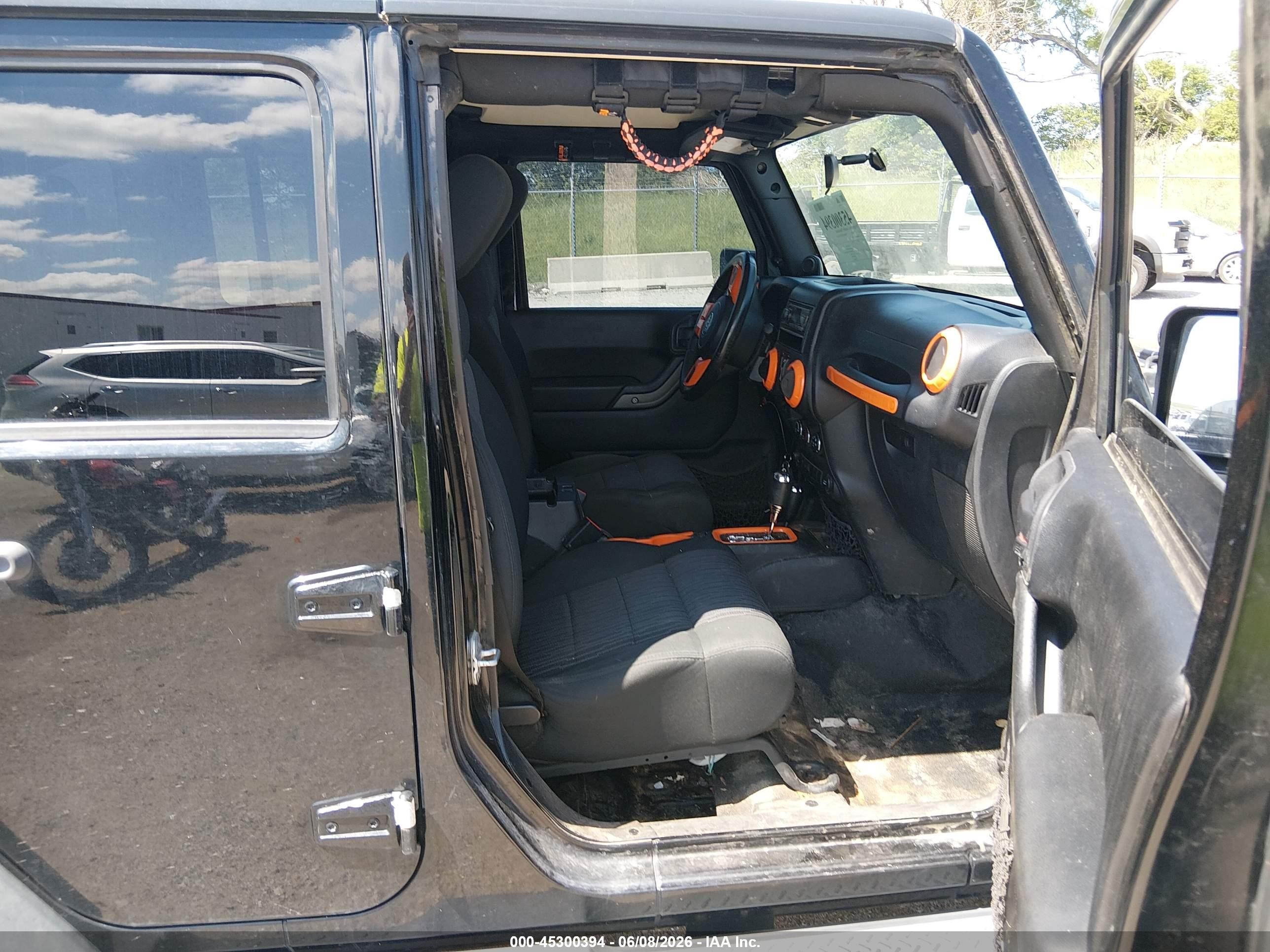2012 Jeep Wrangler Unlimited Sport Black vin: 1C4BJWDG8CL200899
