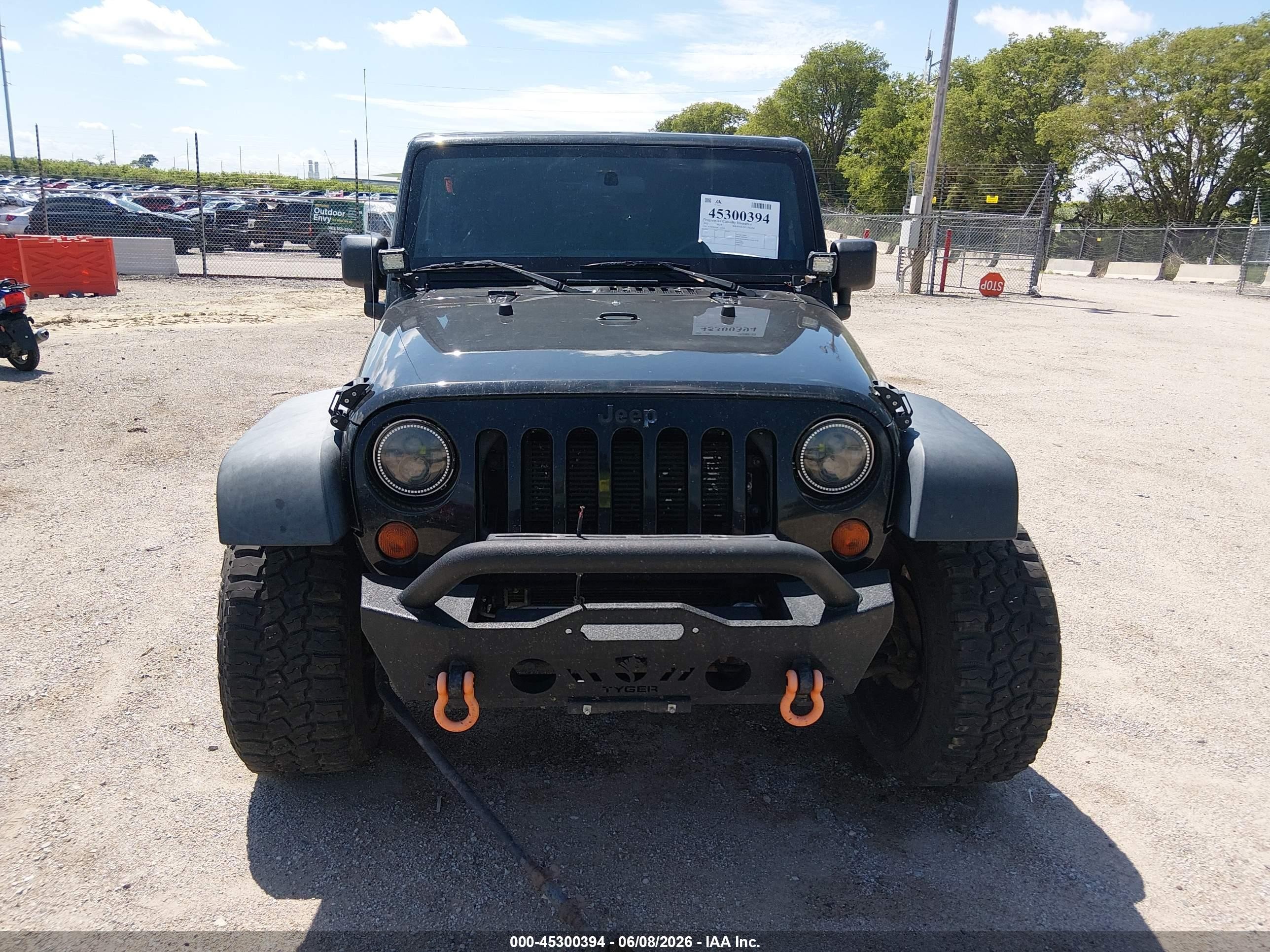 2012 Jeep Wrangler Unlimited Sport Black vin: 1C4BJWDG8CL200899