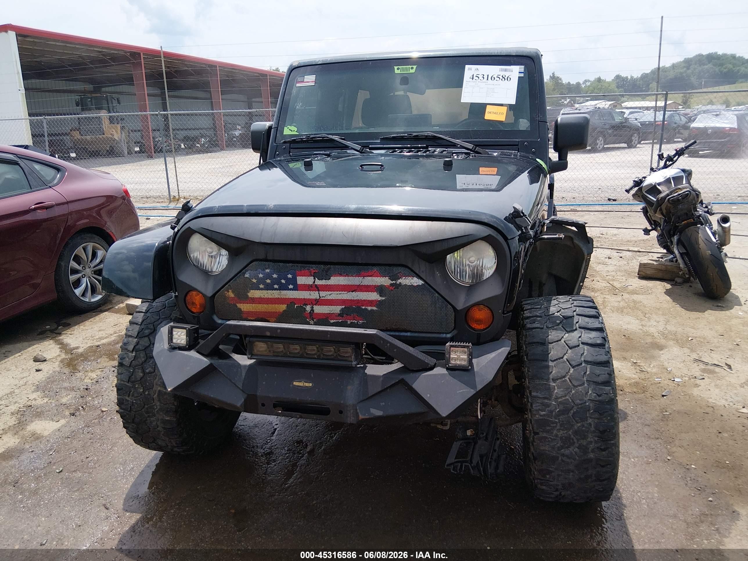 2012 Jeep Wrangler Unlimited Sport Черный vin: 1C4BJWDG8CL208470