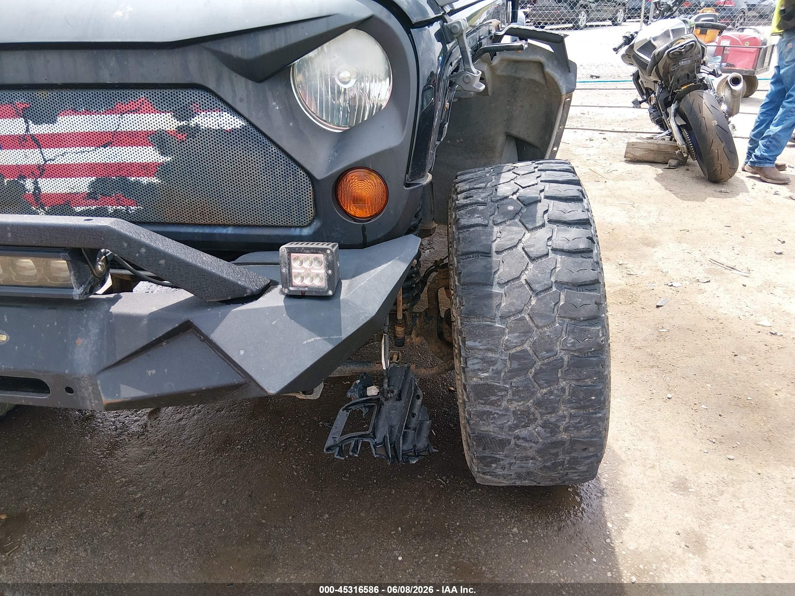 2012 Jeep Wrangler Unlimited Sport Черный vin: 1C4BJWDG8CL208470