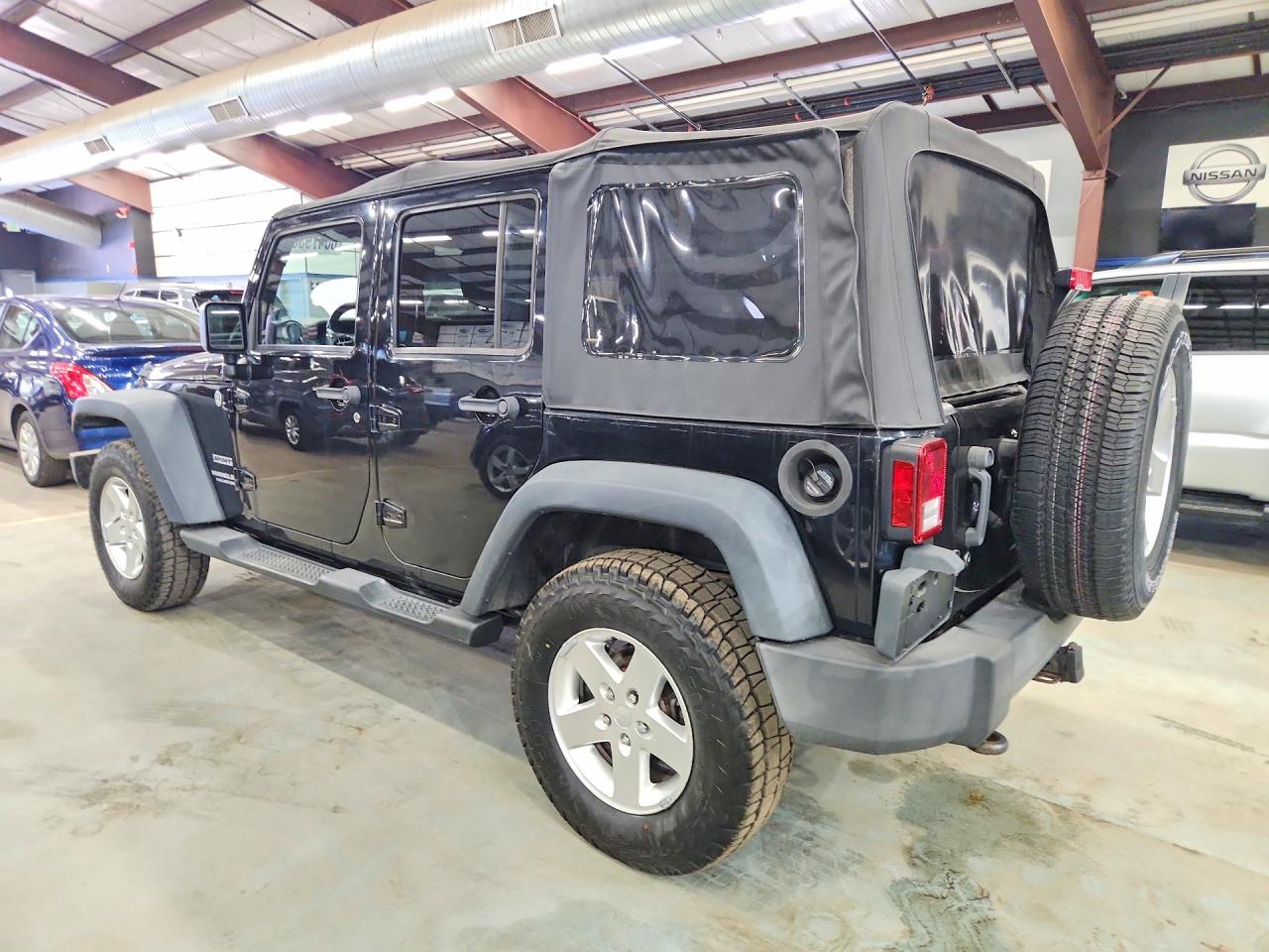 2013 Jeep Wrangler Unlimited Sport Black vin: 1C4BJWDG8DL503263