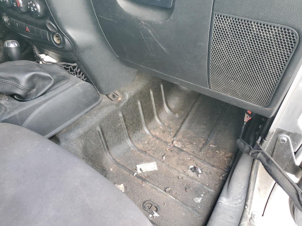 2013 Jeep Wrangler Unlimited Sport Silver vin: 1C4BJWDG8DL548722 Damage: Right Front Carpet, Stained, Permanent