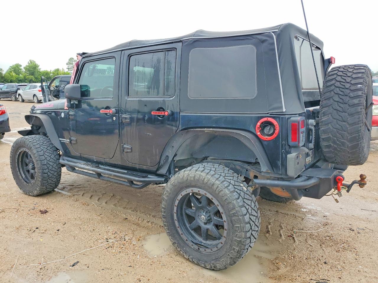 2014 Jeep Wrangler Unlimited Sport Black vin: 1C4BJWDG8EL130405