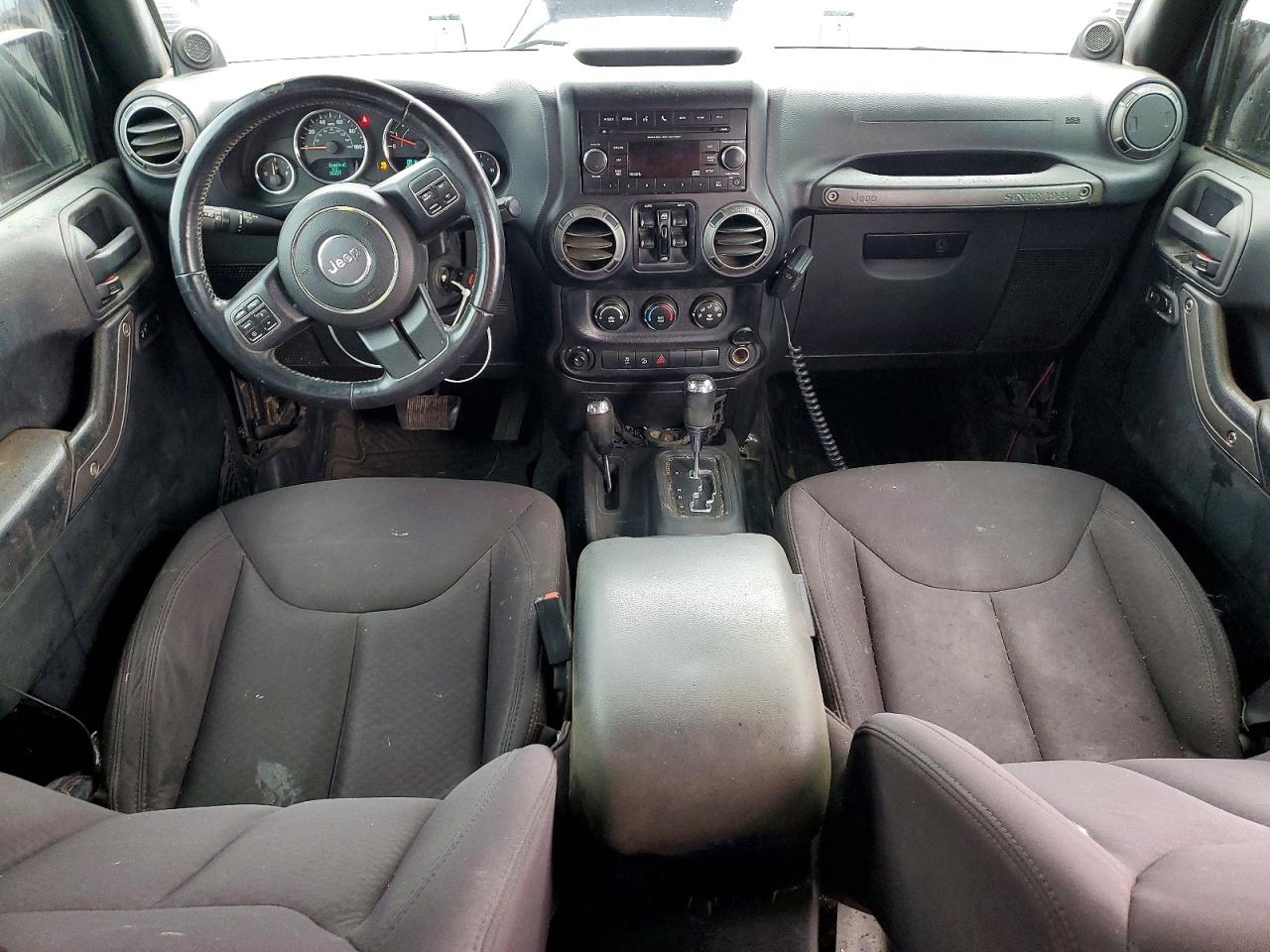 2014 Jeep Wrangler Unlimited Sport Black vin: 1C4BJWDG8EL130405