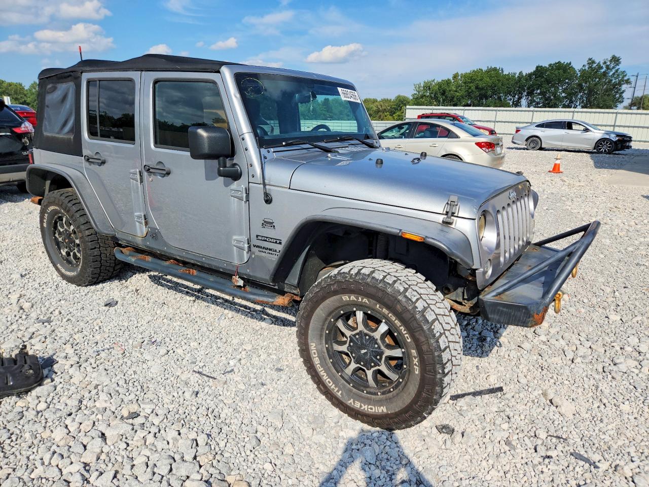2014 Jeep Wrangler Unlimited Sport Silver vin: 1C4BJWDG8EL190684