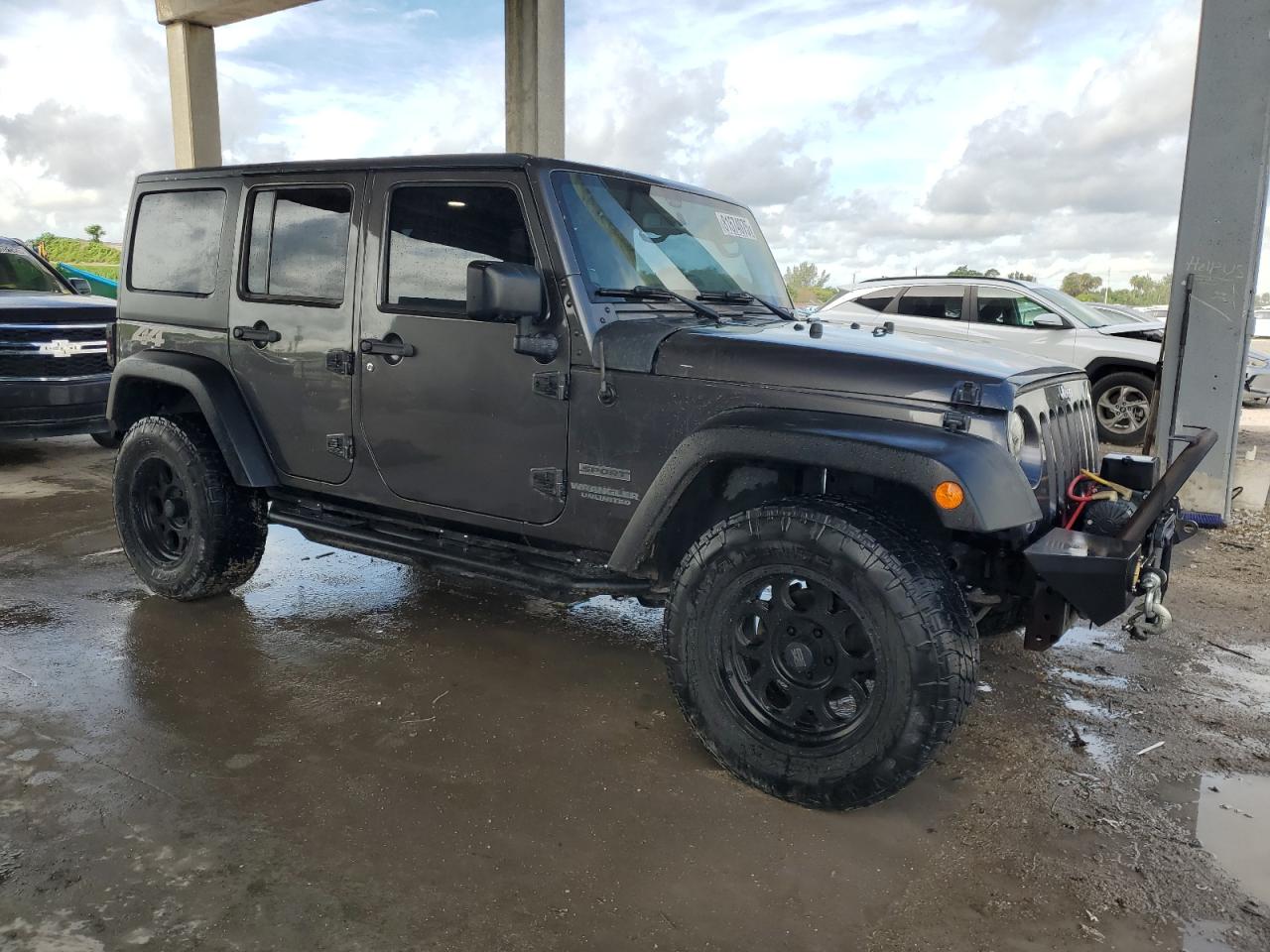 2014 Jeep Wrangler Unlimited Sport Серый vin: 1C4BJWDG8EL298142