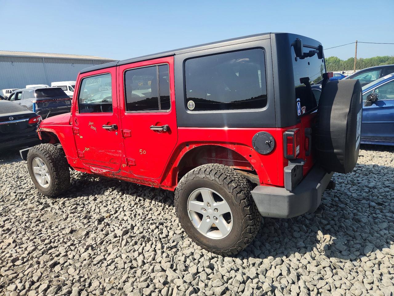 2015 Jeep Wrangler Unlimited Sport Red vin: 1C4BJWDG8FL520258