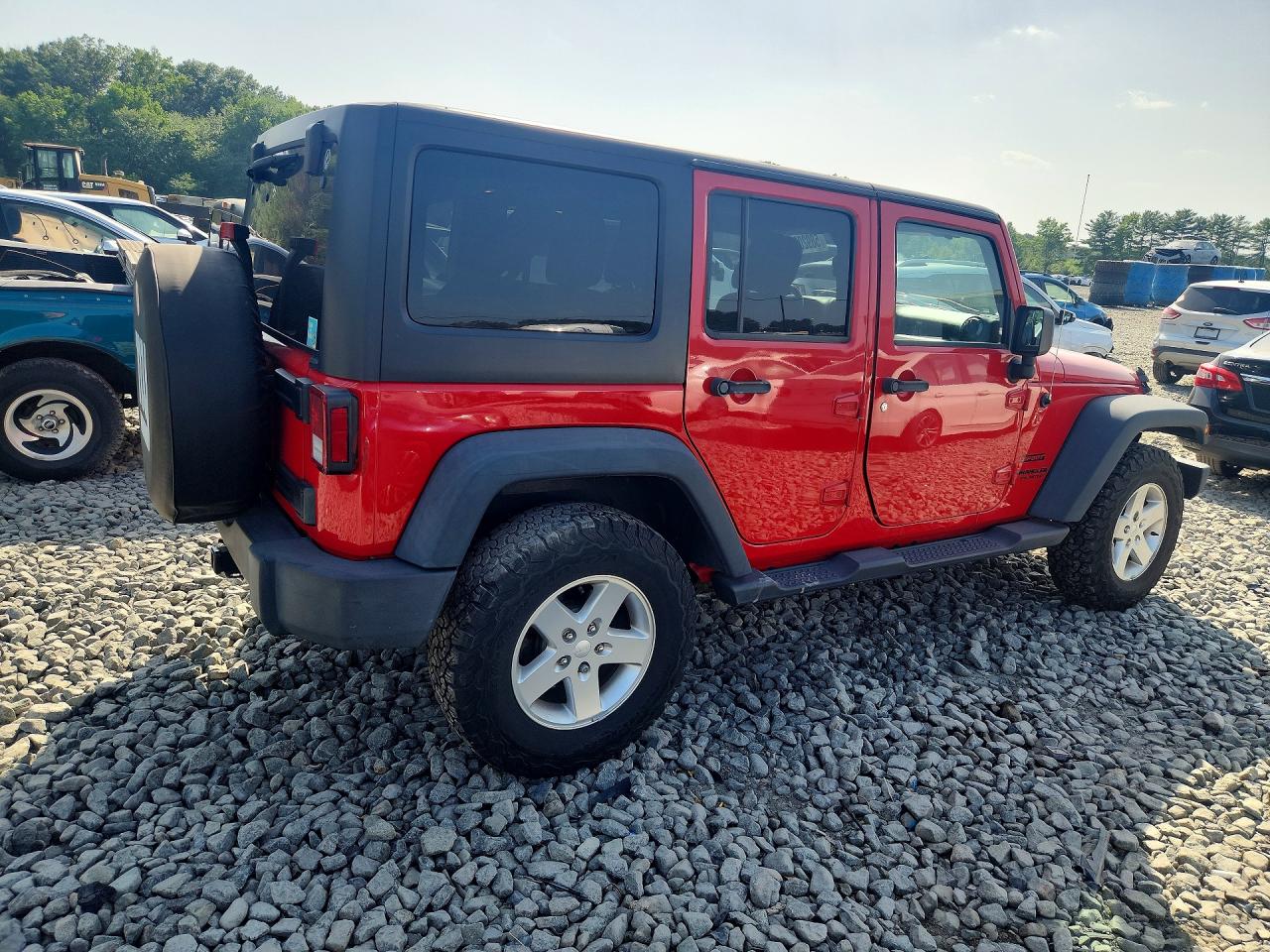 2015 Jeep Wrangler Unlimited Sport Red vin: 1C4BJWDG8FL520258