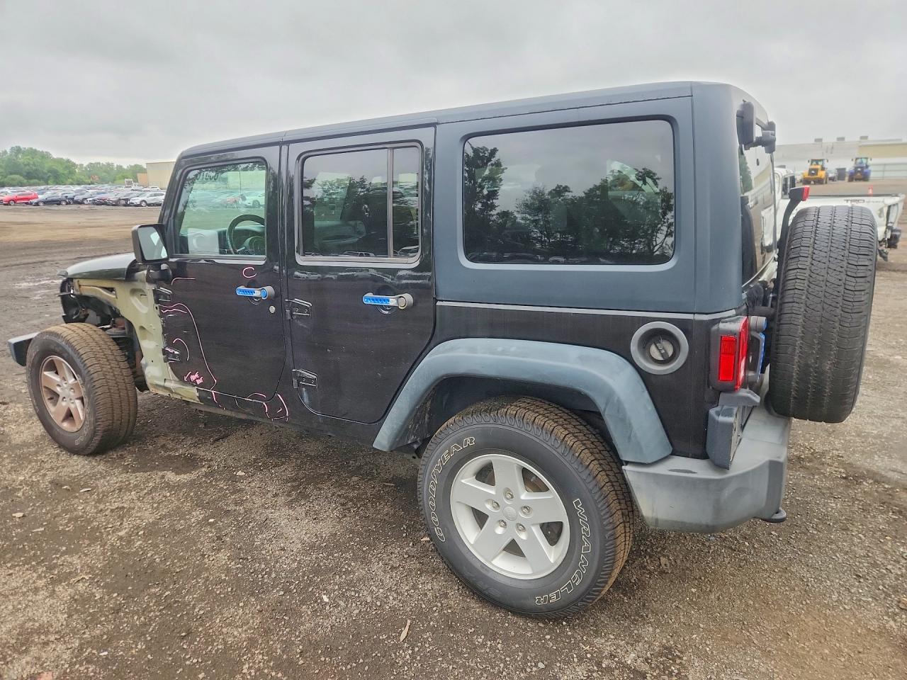 2015 Jeep Wrangler Unlimited Sport Black vin: 1C4BJWDG8FL549730