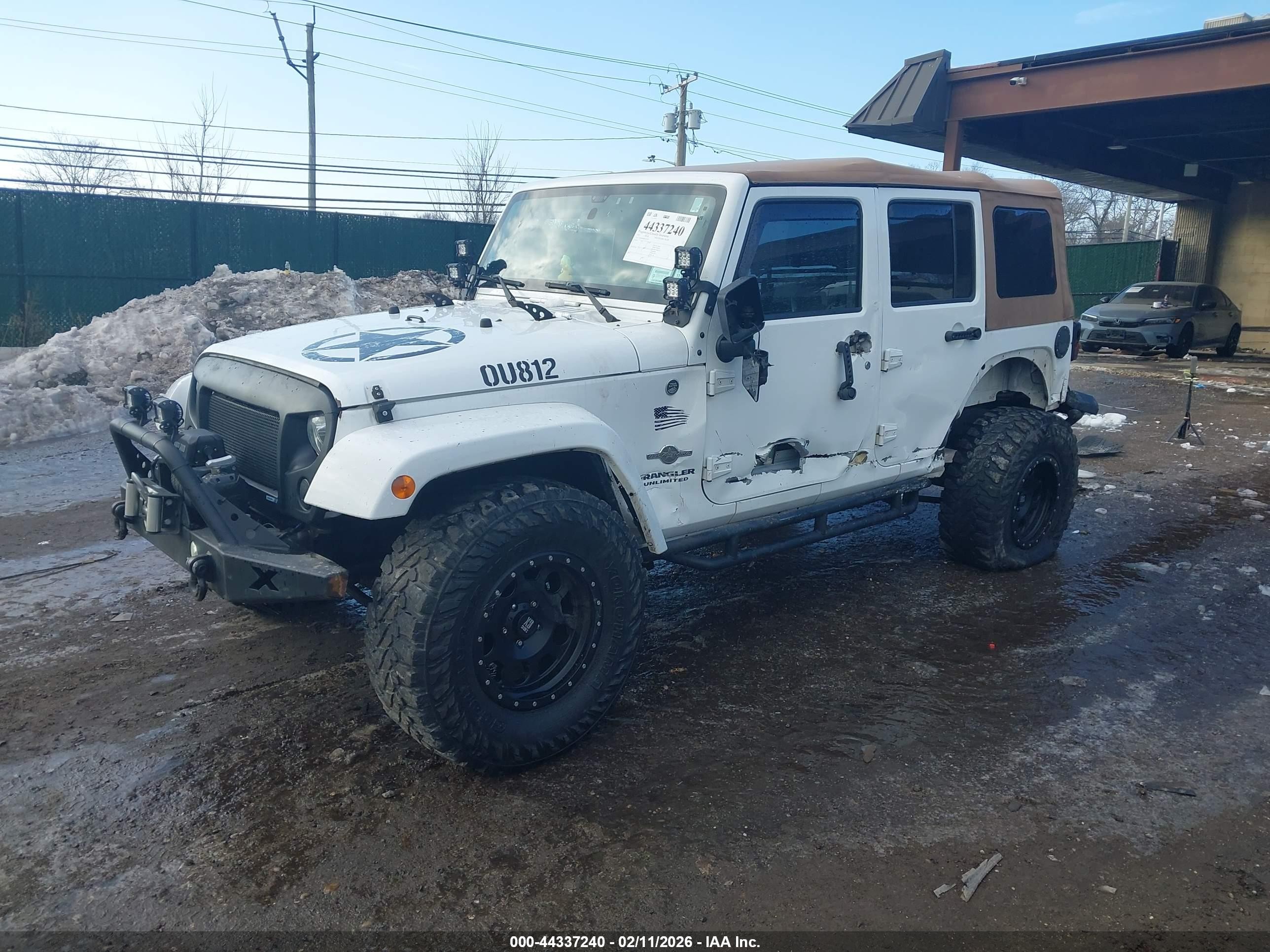 2015 Jeep Wrangler Unlimited Freedom Edition White vin: 1C4BJWDG8FL573347