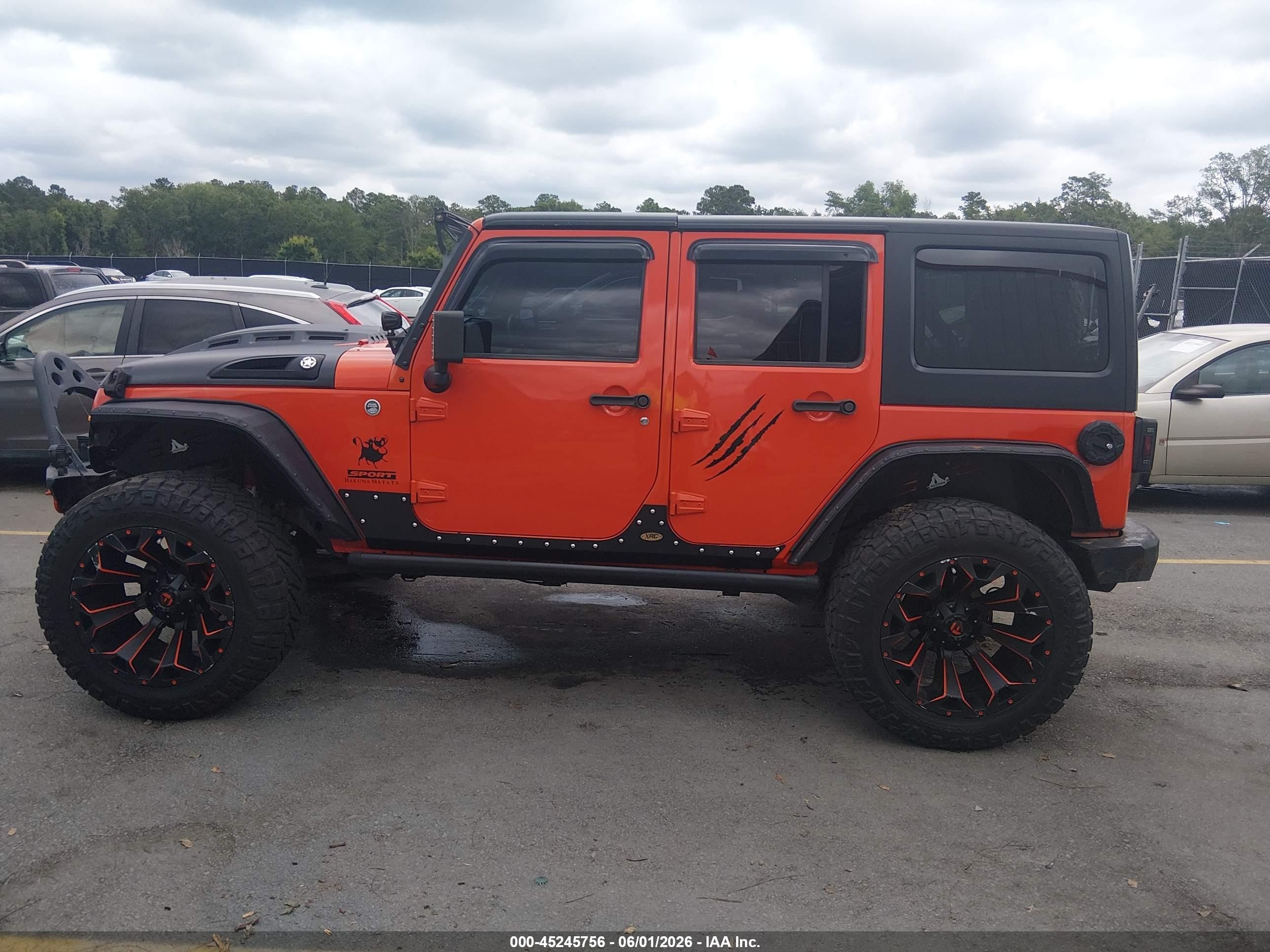 2015 Jeep Wrangler Unlimited Sport Orange vin: 1C4BJWDG8FL577625