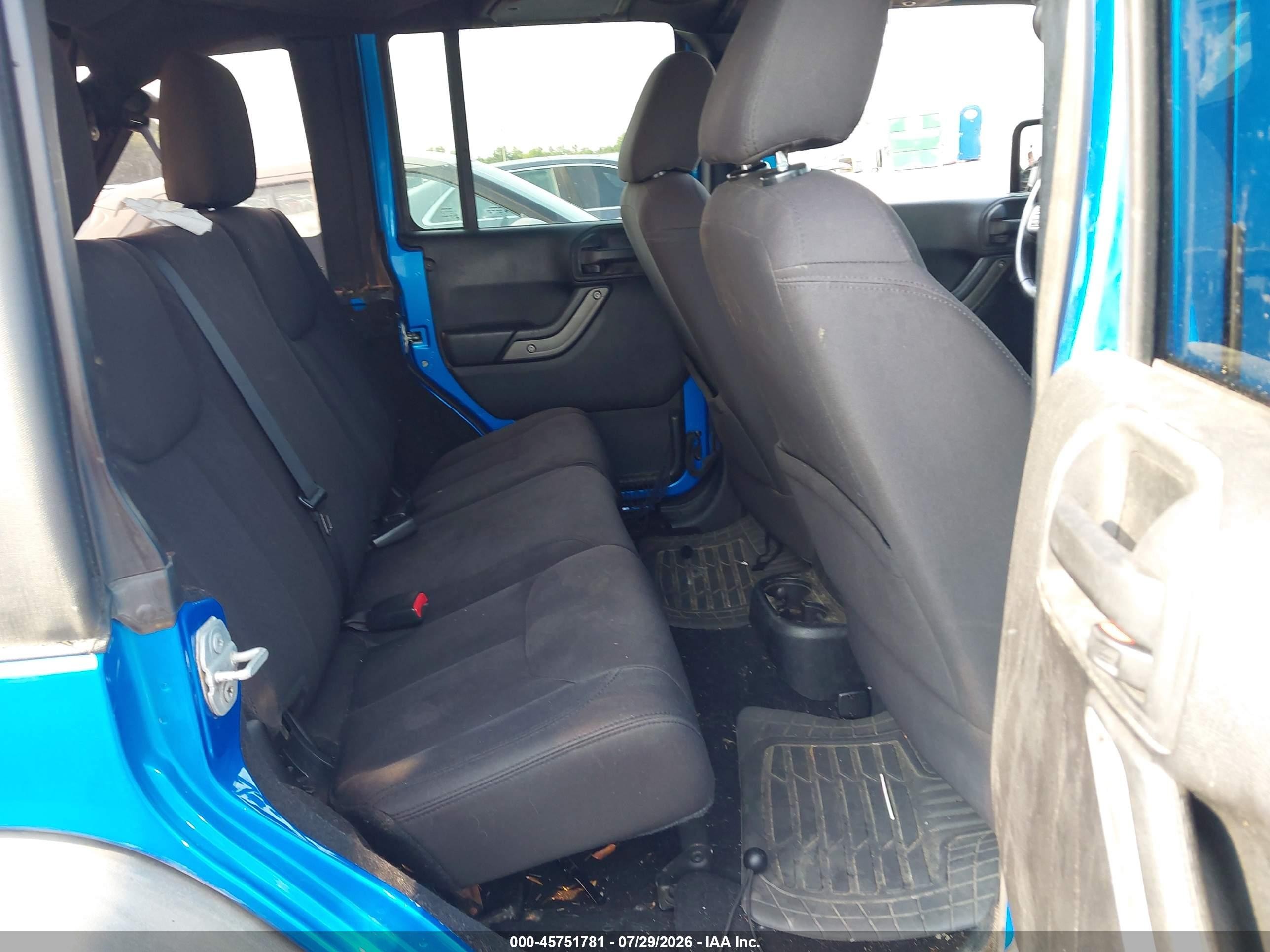 2015 Jeep Wrangler Unlimited Sport Blue vin: 1C4BJWDG8FL689731