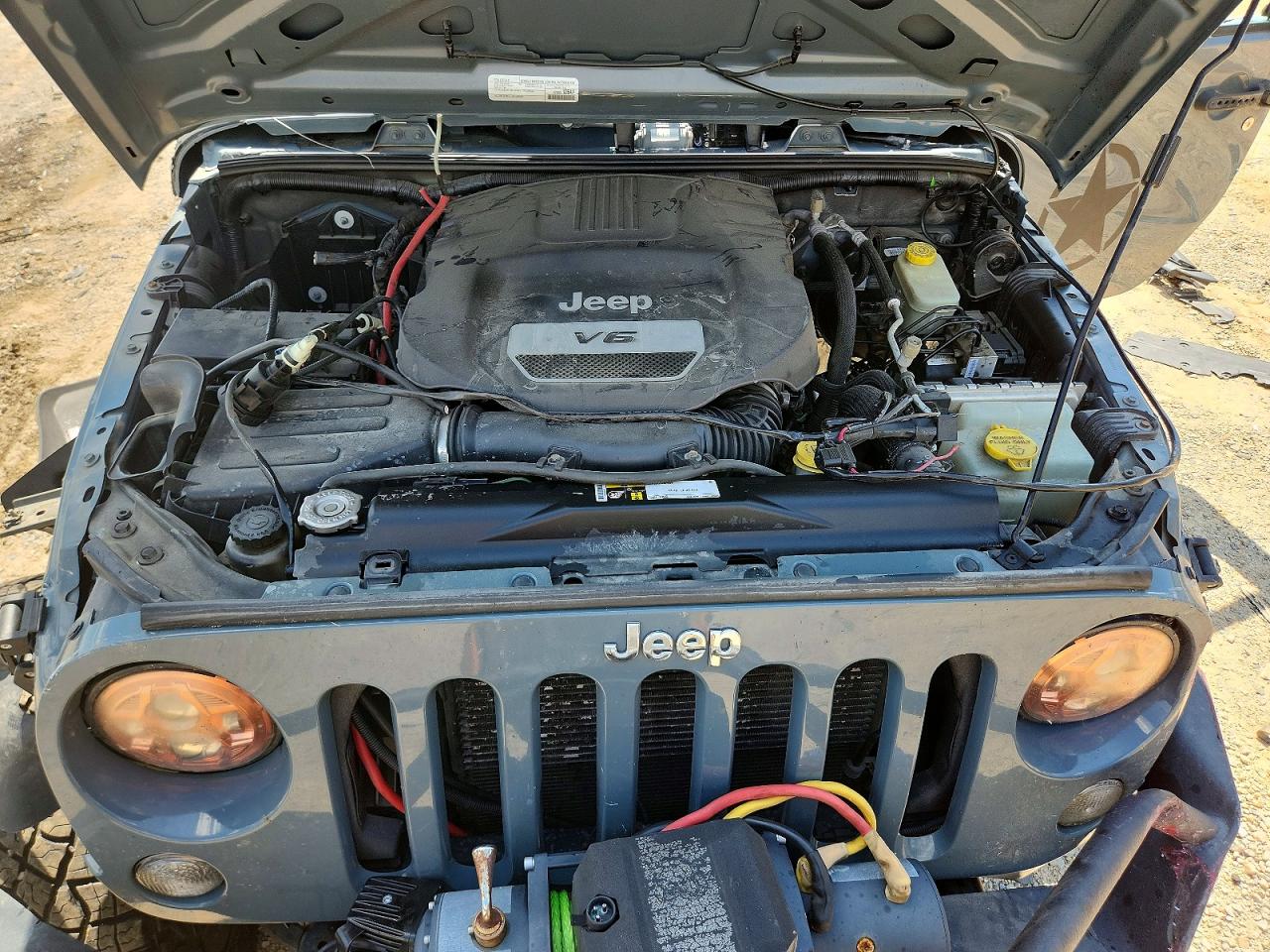 2015 Jeep Wrangler Unlimited Sport Серый vin: 1C4BJWDG8FL774178