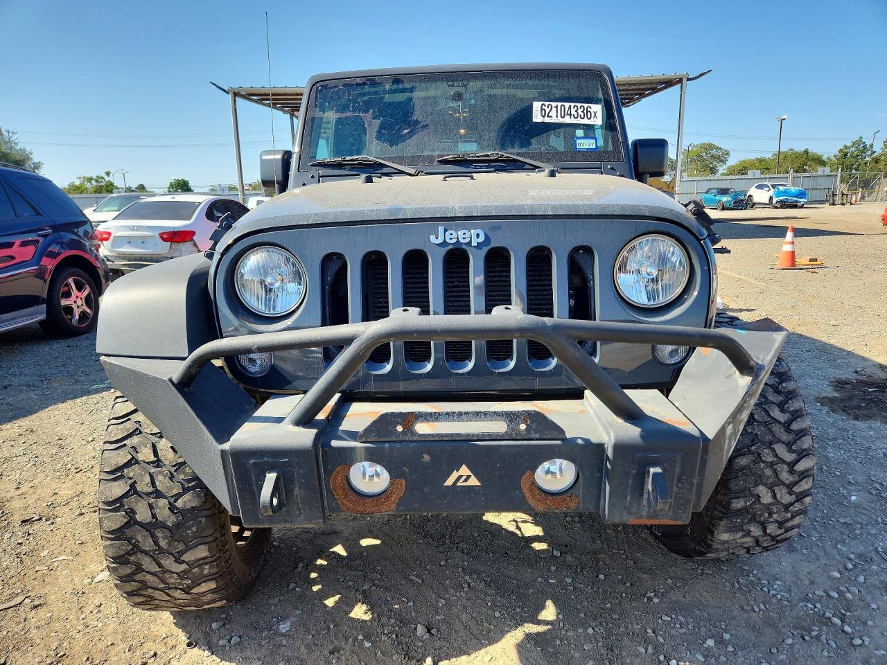 2016 Jeep Wrangler Unlimited Sport Gray vin: 1C4BJWDG8GL318909