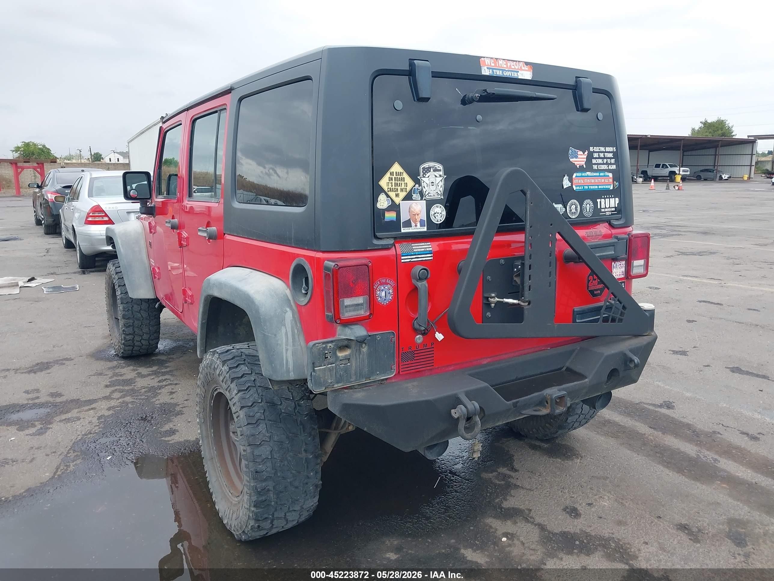 2012 Jeep Wrangler Unlimited Sport Red vin: 1C4BJWDG9CL133228