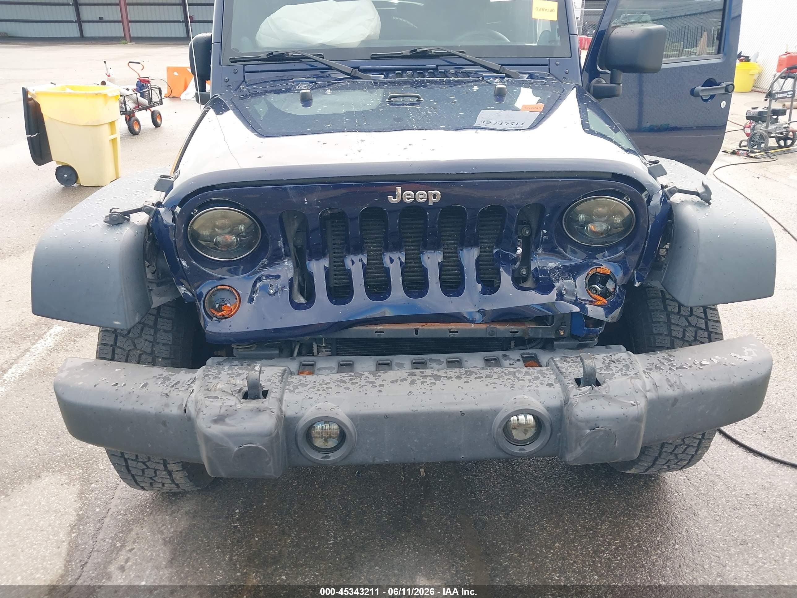 2013 Jeep Wrangler Unlimited Sport Blue vin: 1C4BJWDG9DL525594