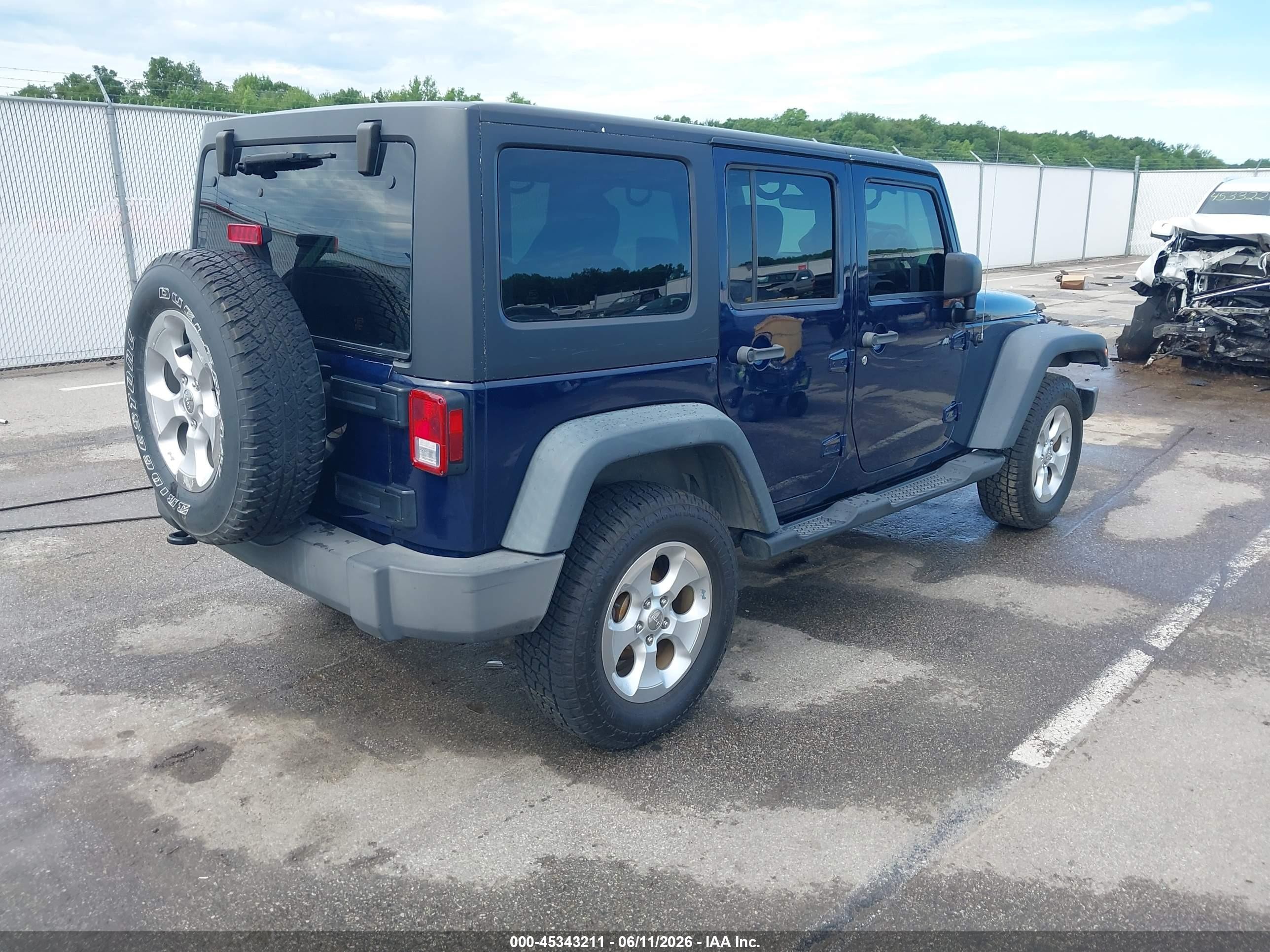 2013 Jeep Wrangler Unlimited Sport Blue vin: 1C4BJWDG9DL525594