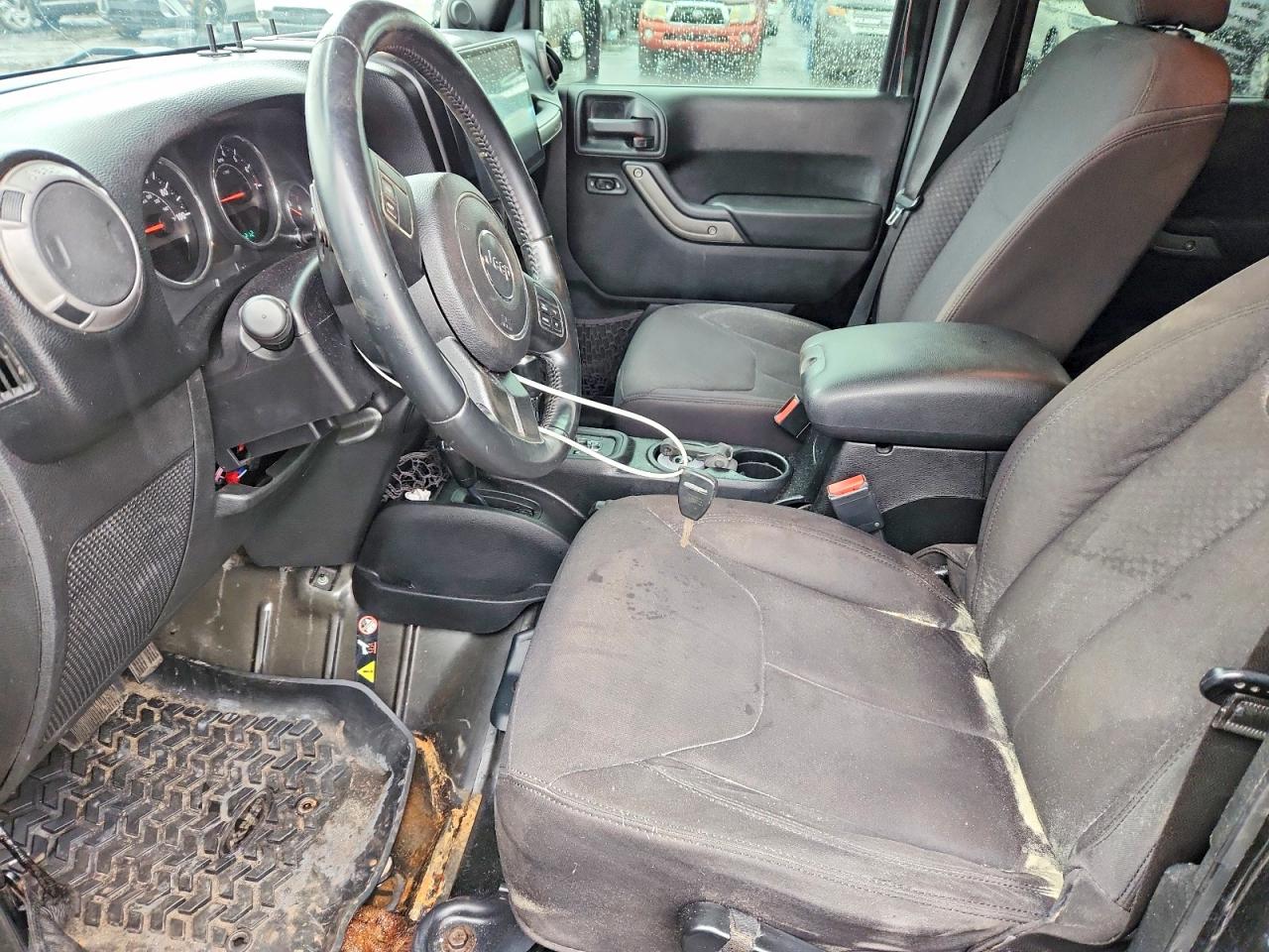 2013 Jeep Wrangler Unlimited Sport Black vin: 1C4BJWDG9DL583124