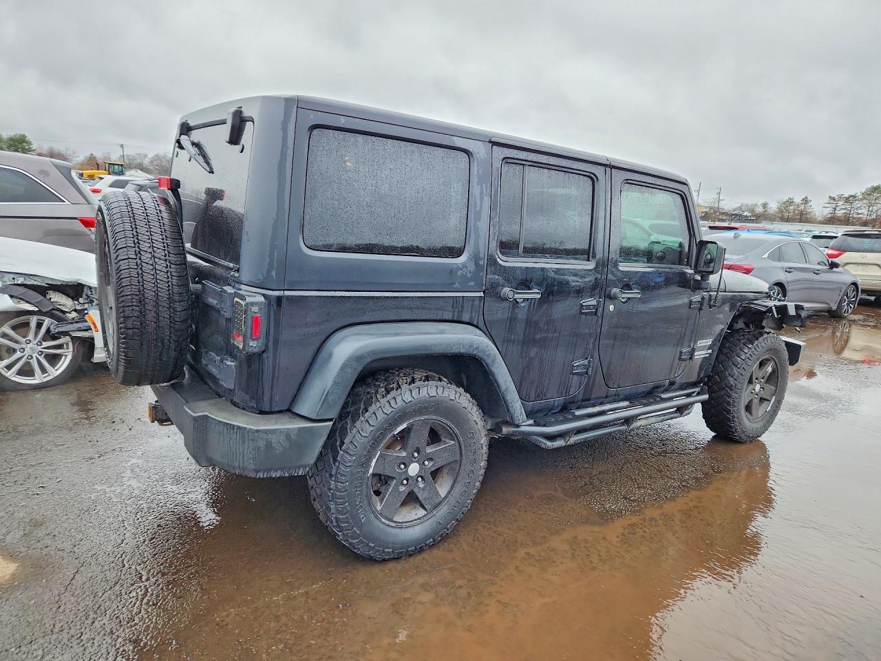 2013 Jeep Wrangler Unlimited Sport Black vin: 1C4BJWDG9DL583124