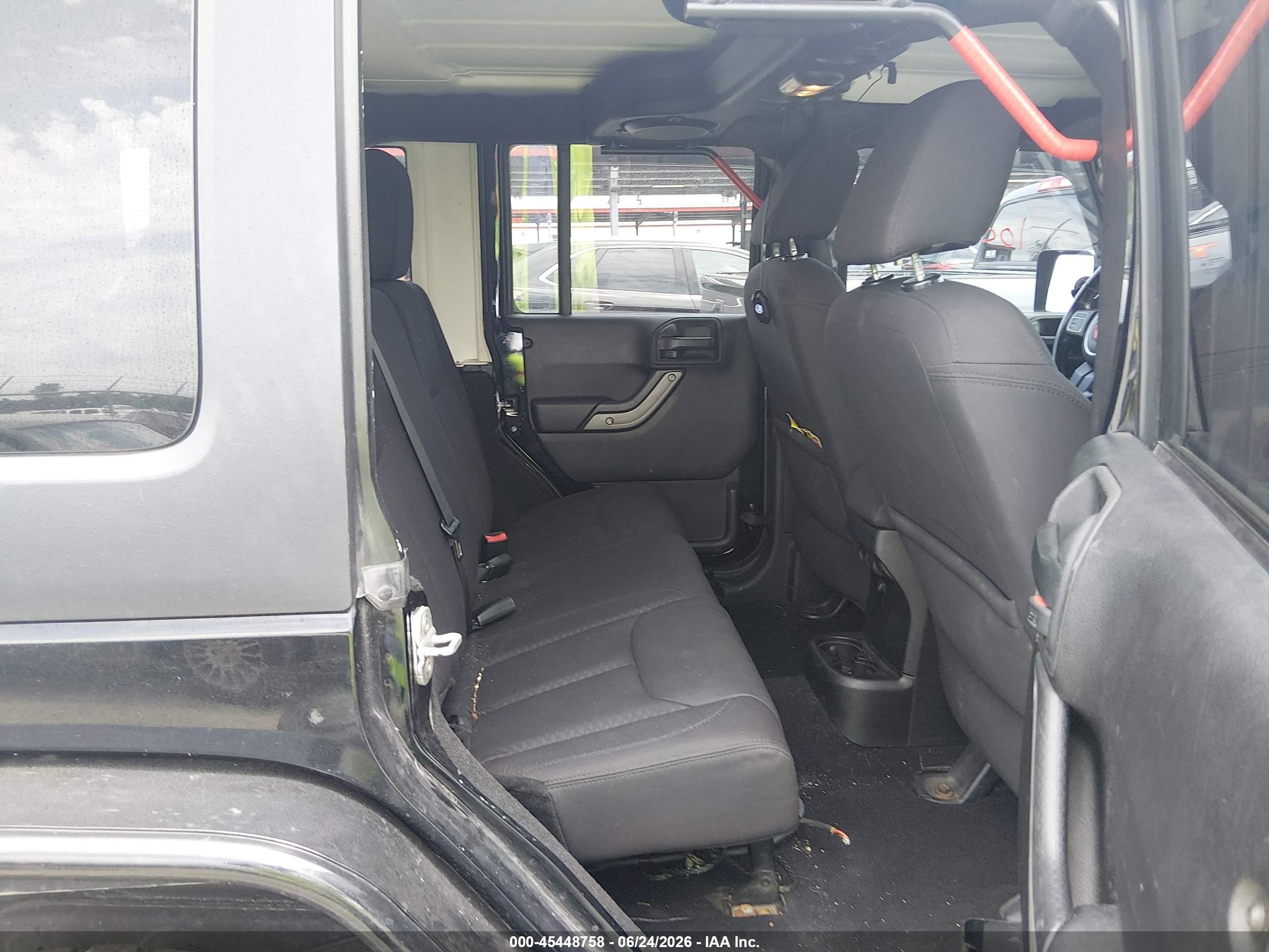 2013 Jeep Wrangler Unlimited Sport Черный vin: 1C4BJWDG9DL623105
