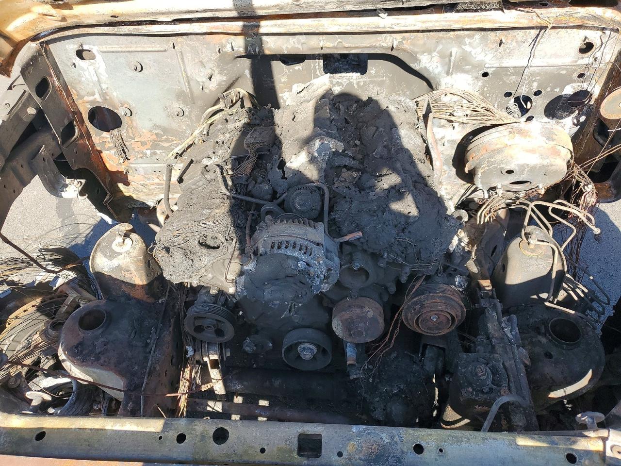 2013 Jeep Wrangler Unlimited Sport Burn vin: 1C4BJWDG9DL680582