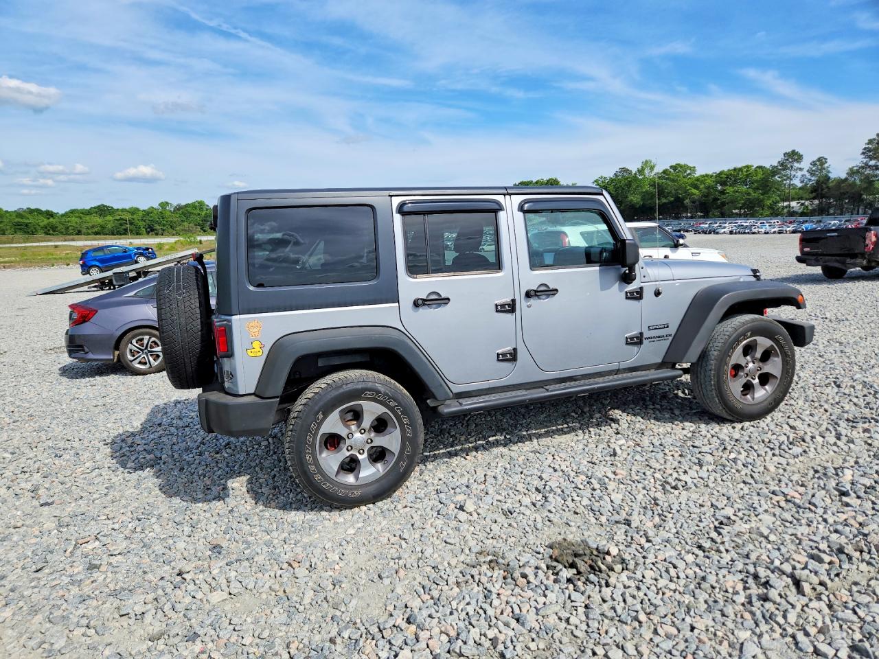 2014 Jeep Wrangler Unlimited Sport Silver vin: 1C4BJWDG9EL158195
