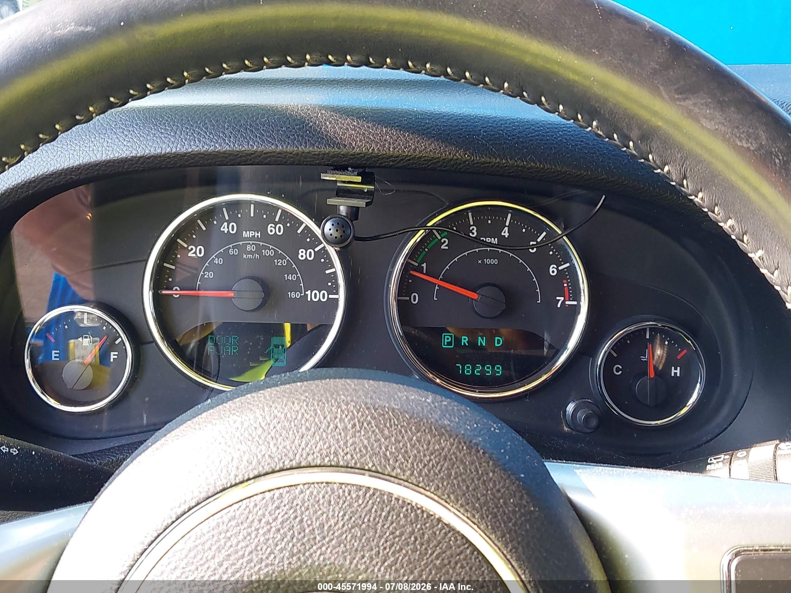 2014 Jeep Wrangler Unlimited Freedom Edition Blue vin: 1C4BJWDG9EL202177