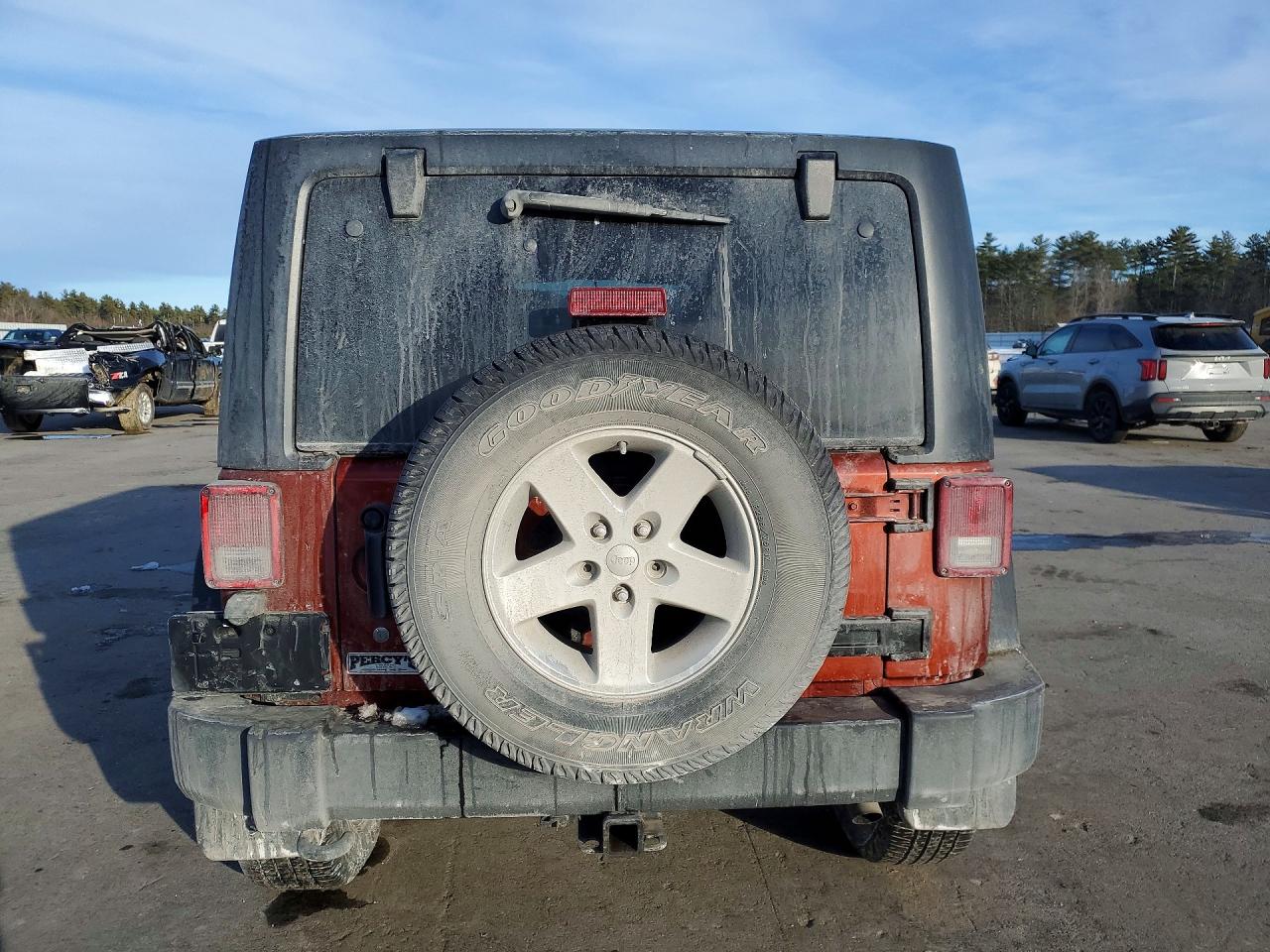 2014 Jeep Wrangler Unlimited Sport Оранжевый vin: 1C4BJWDG9EL202650