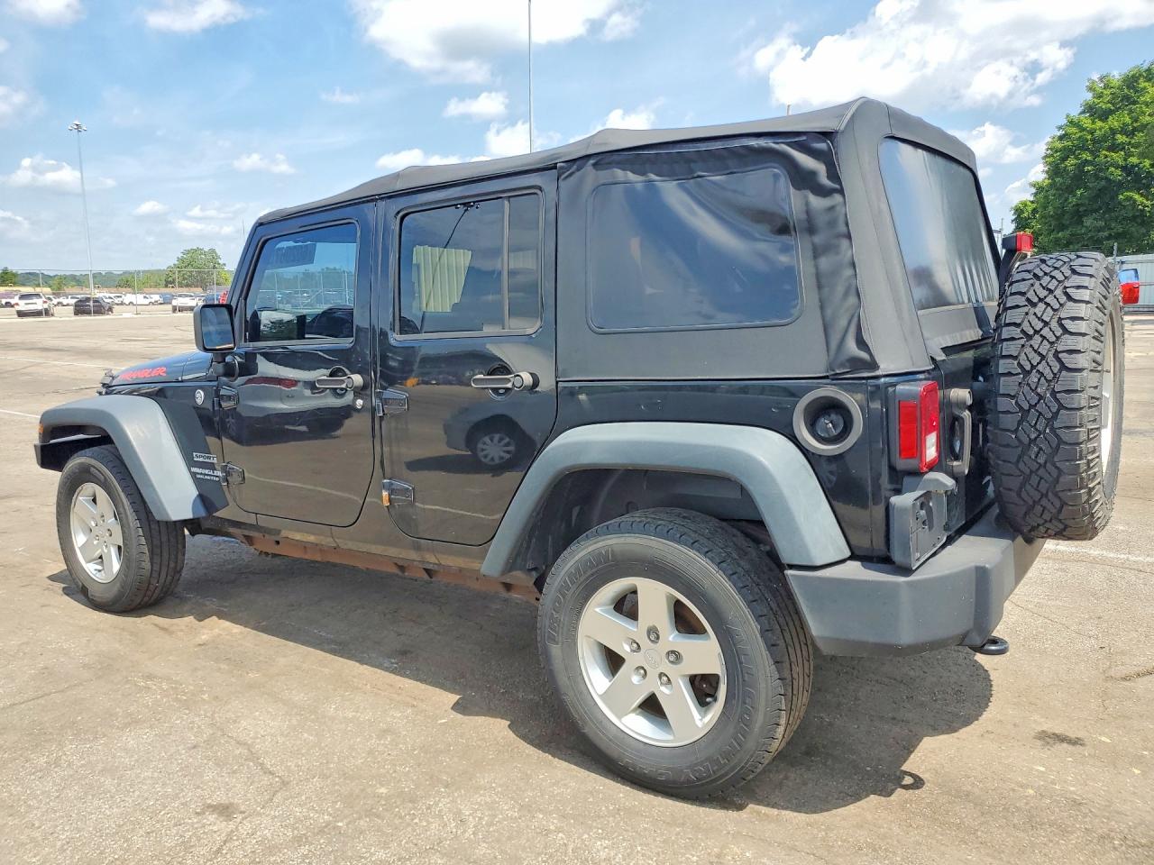 2014 Jeep Wrangler Unlimited Sport Черный vin: 1C4BJWDG9EL329091