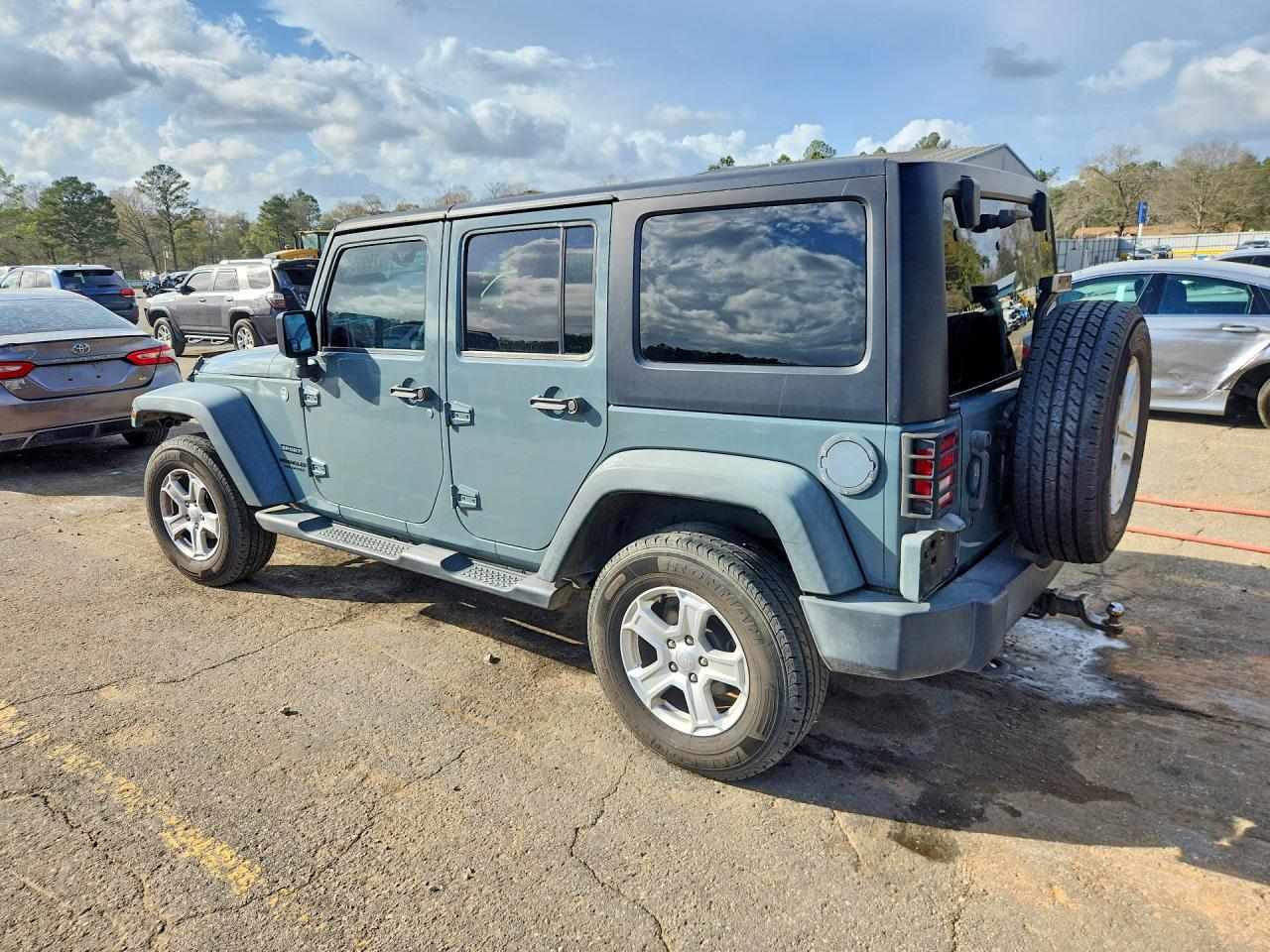 2015 Jeep Wrangler Unlimited Sport Серый vin: 1C4BJWDG9FL538171