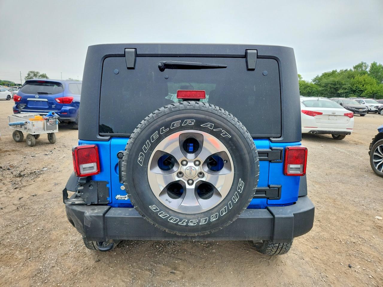 2015 Jeep Wrangler Unlimited Sport Blue vin: 1C4BJWDG9FL675966
