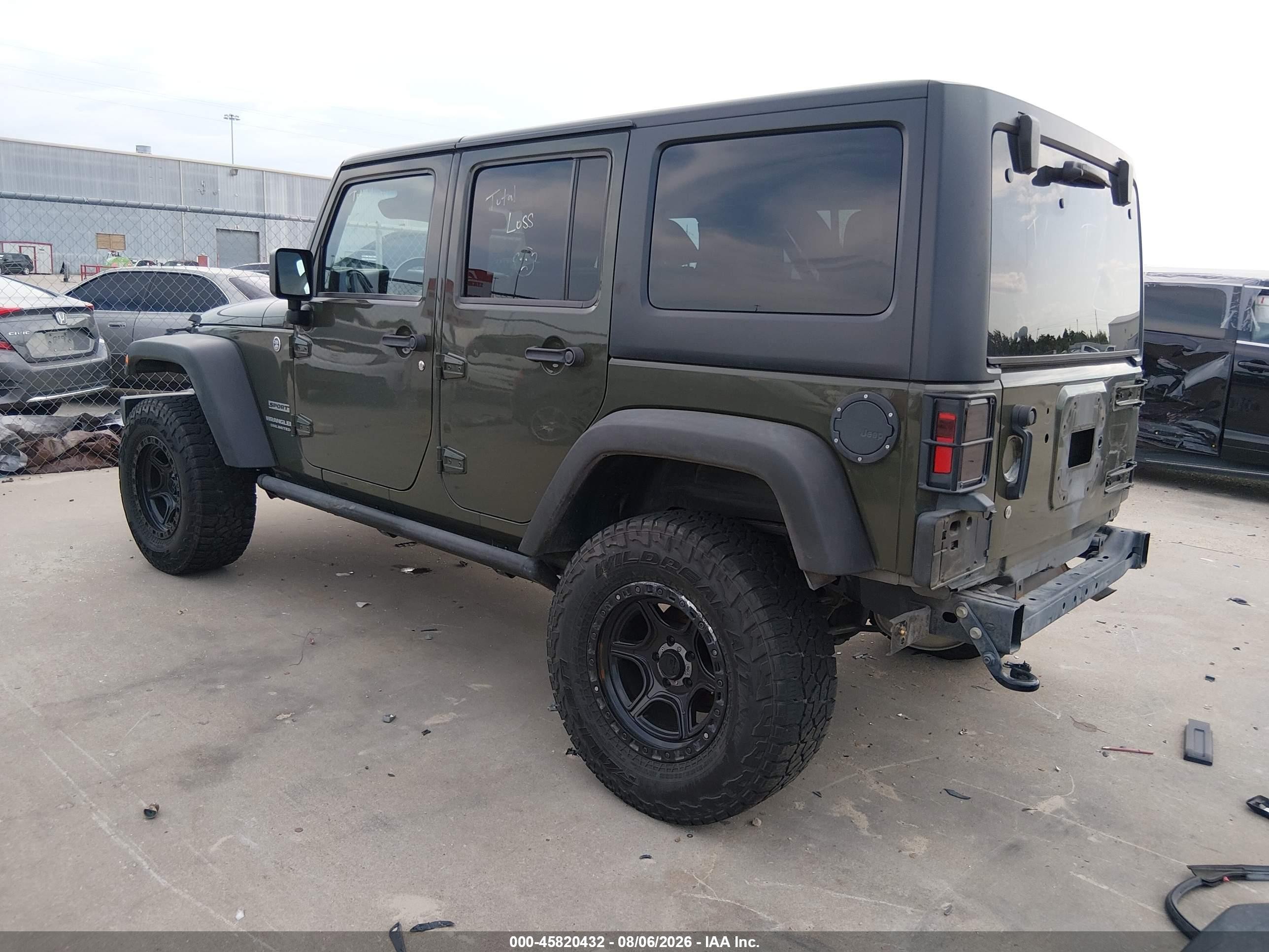 2015 Jeep Wrangler Unlimited Sport Green vin: 1C4BJWDG9FL676860