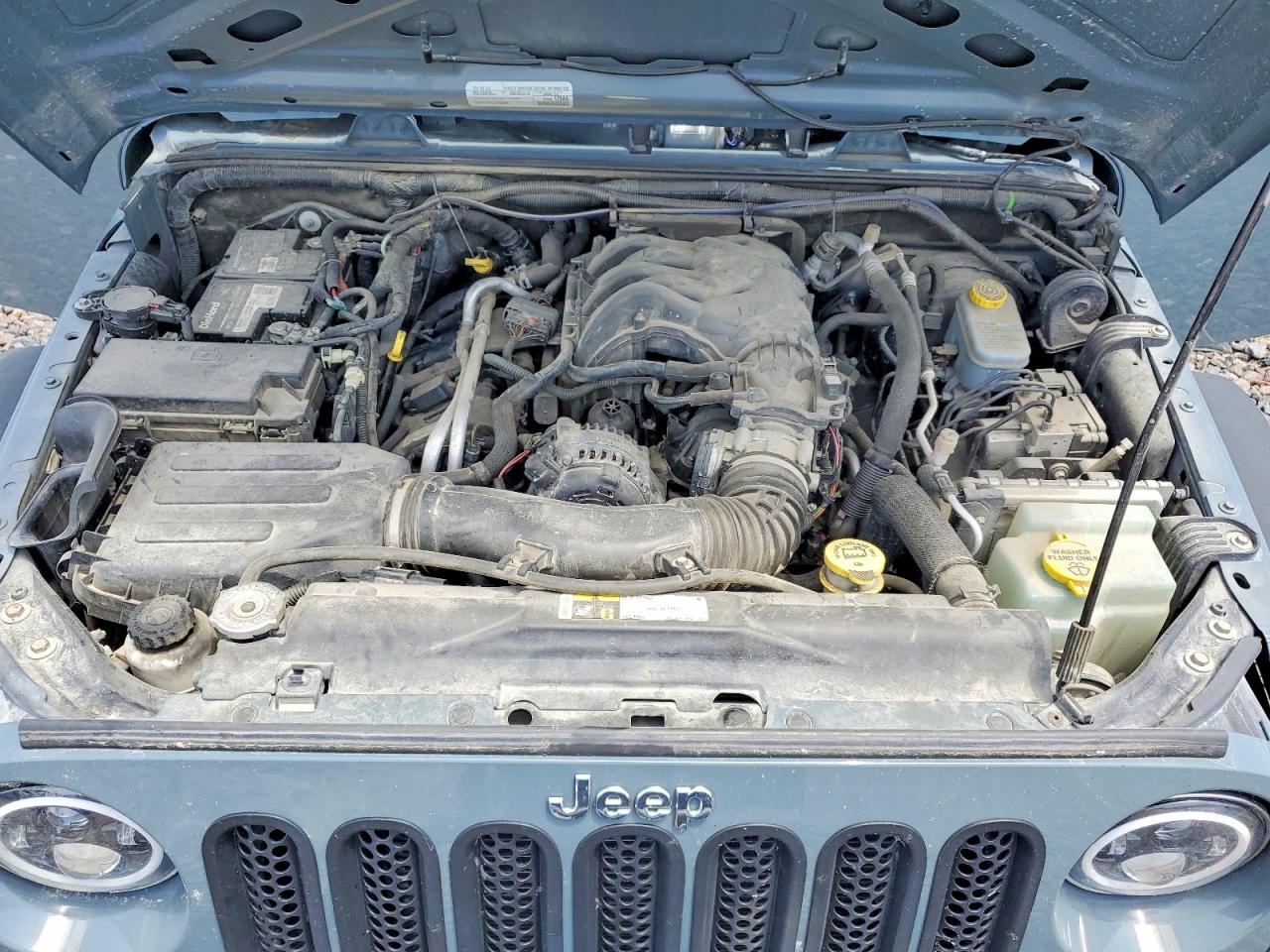 2015 Jeep Wrangler Unlimited Sport Charcoal vin: 1C4BJWDG9FL717505
