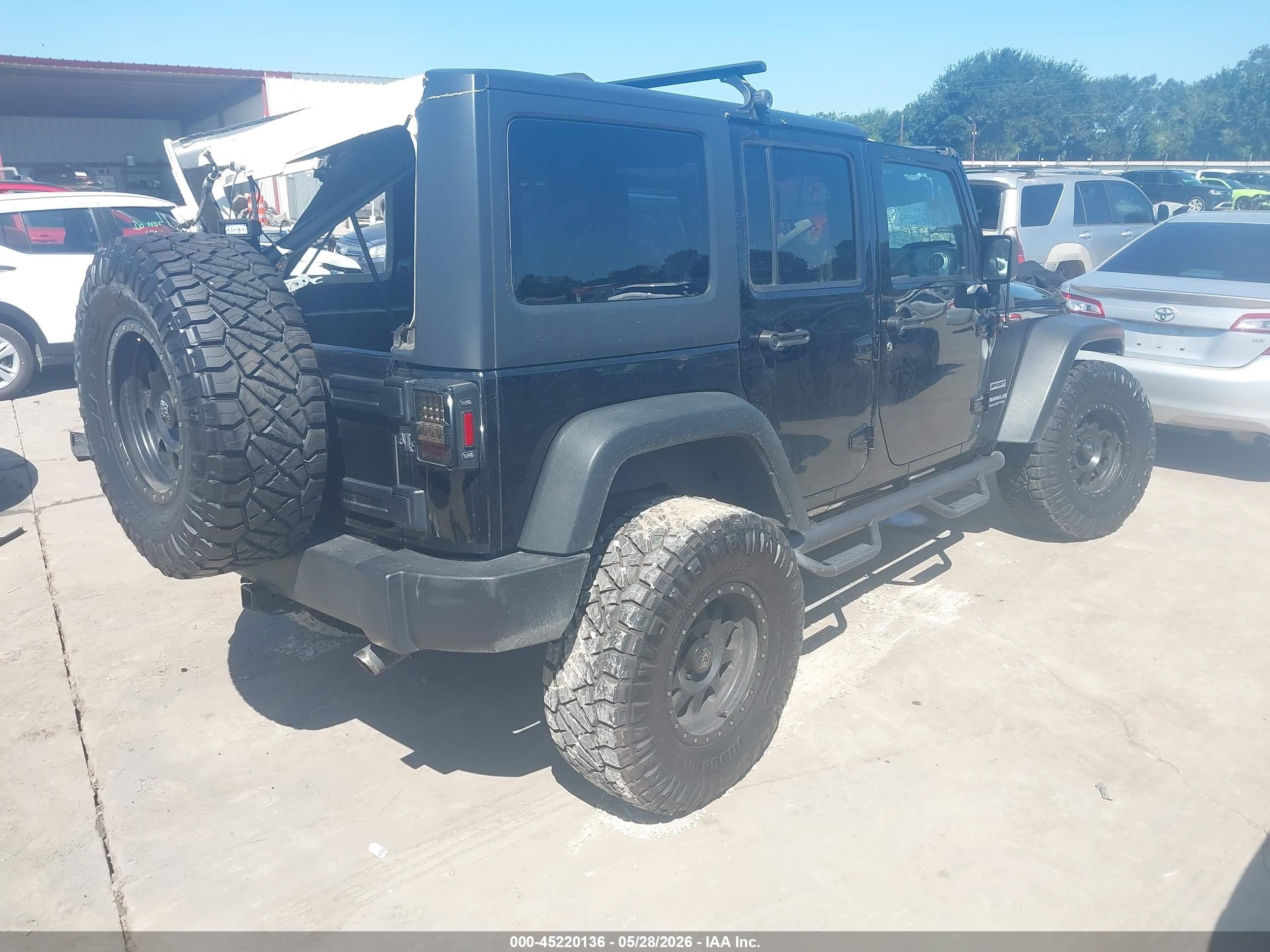 2015 Jeep Wrangler Unlimited Sport Black vin: 1C4BJWDG9FL742274