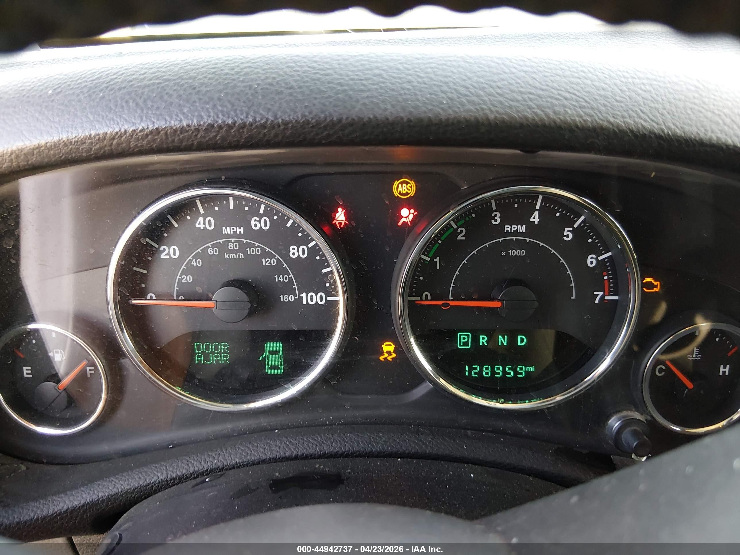 2015 Jeep Wrangler Unlimited Sport Gray vin: 1C4BJWDG9FL773444