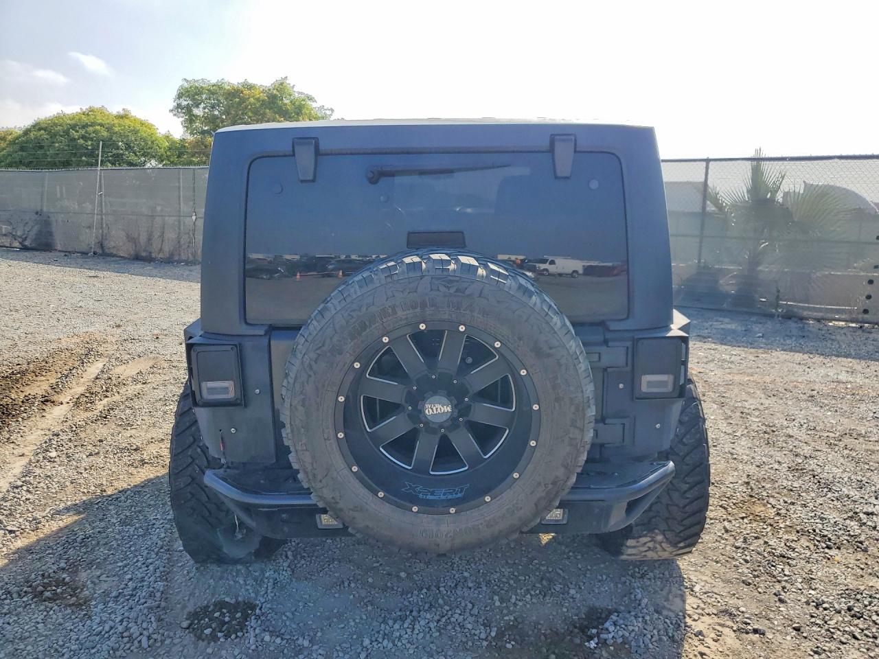 2016 Jeep Wrangler Unlimited Sport Black vin: 1C4BJWDG9GL341339