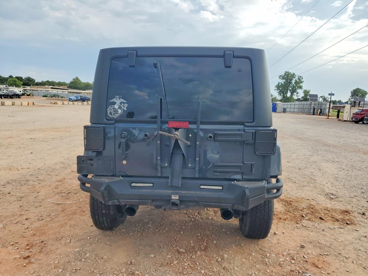 2017 Jeep Wrangler Unlimited Sport Gray vin: 1C4BJWDG9HL589124